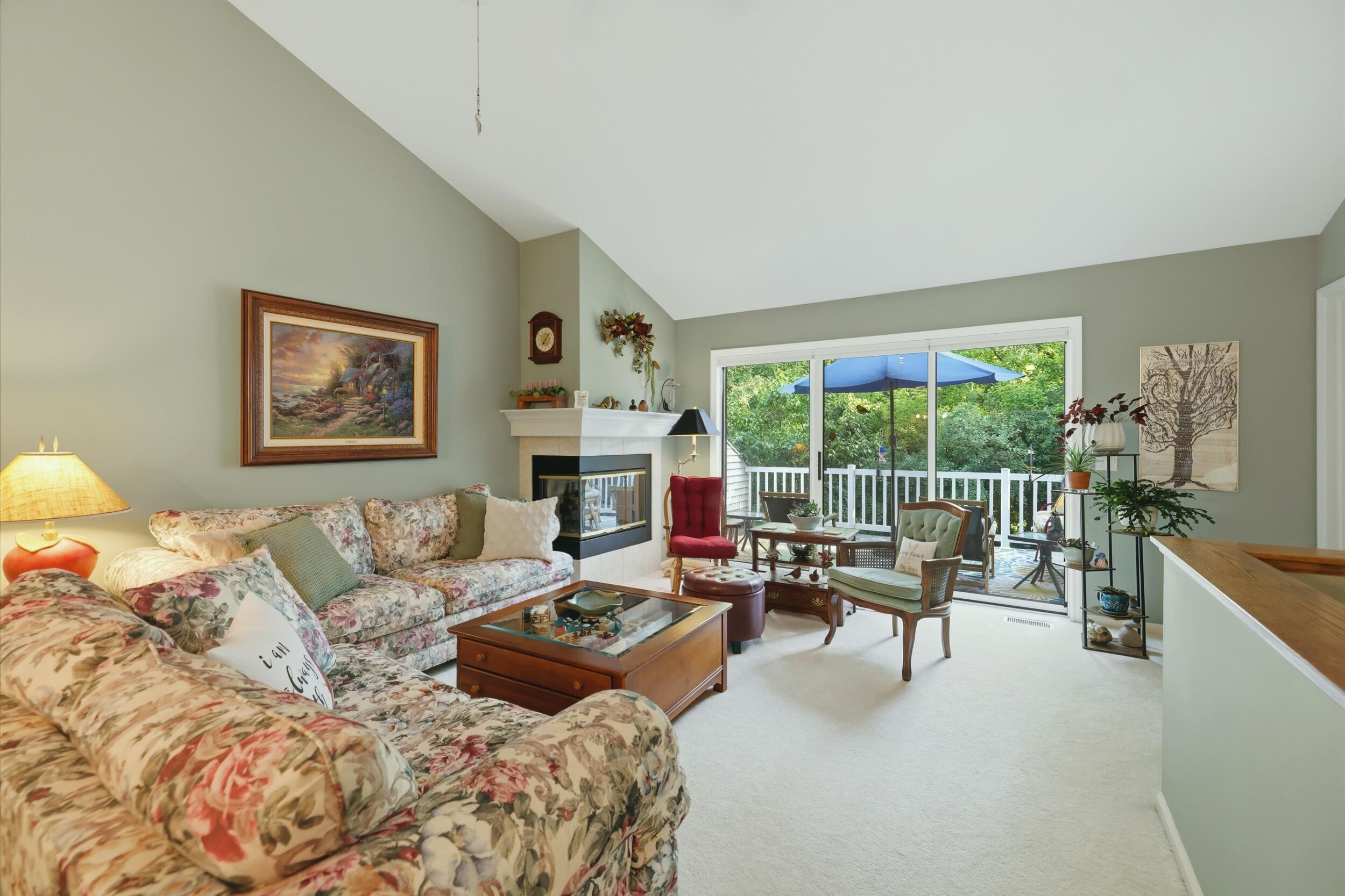 2203 Shetland Drive NE Grand Rapids MI 49505