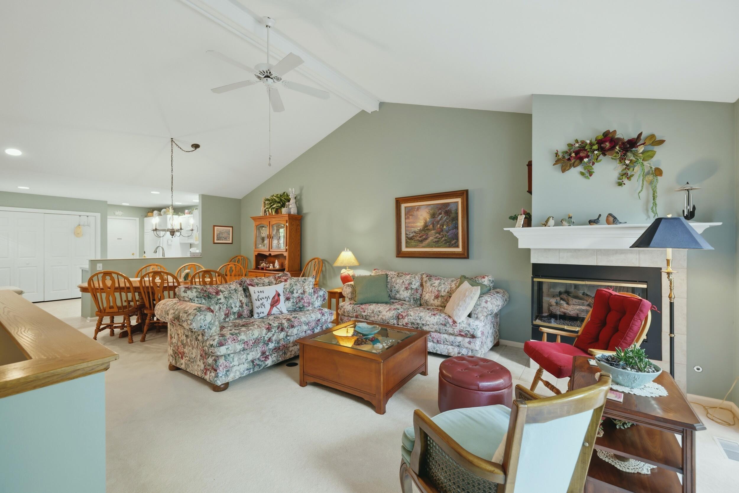 2203 Shetland Drive NE Grand Rapids MI 49505