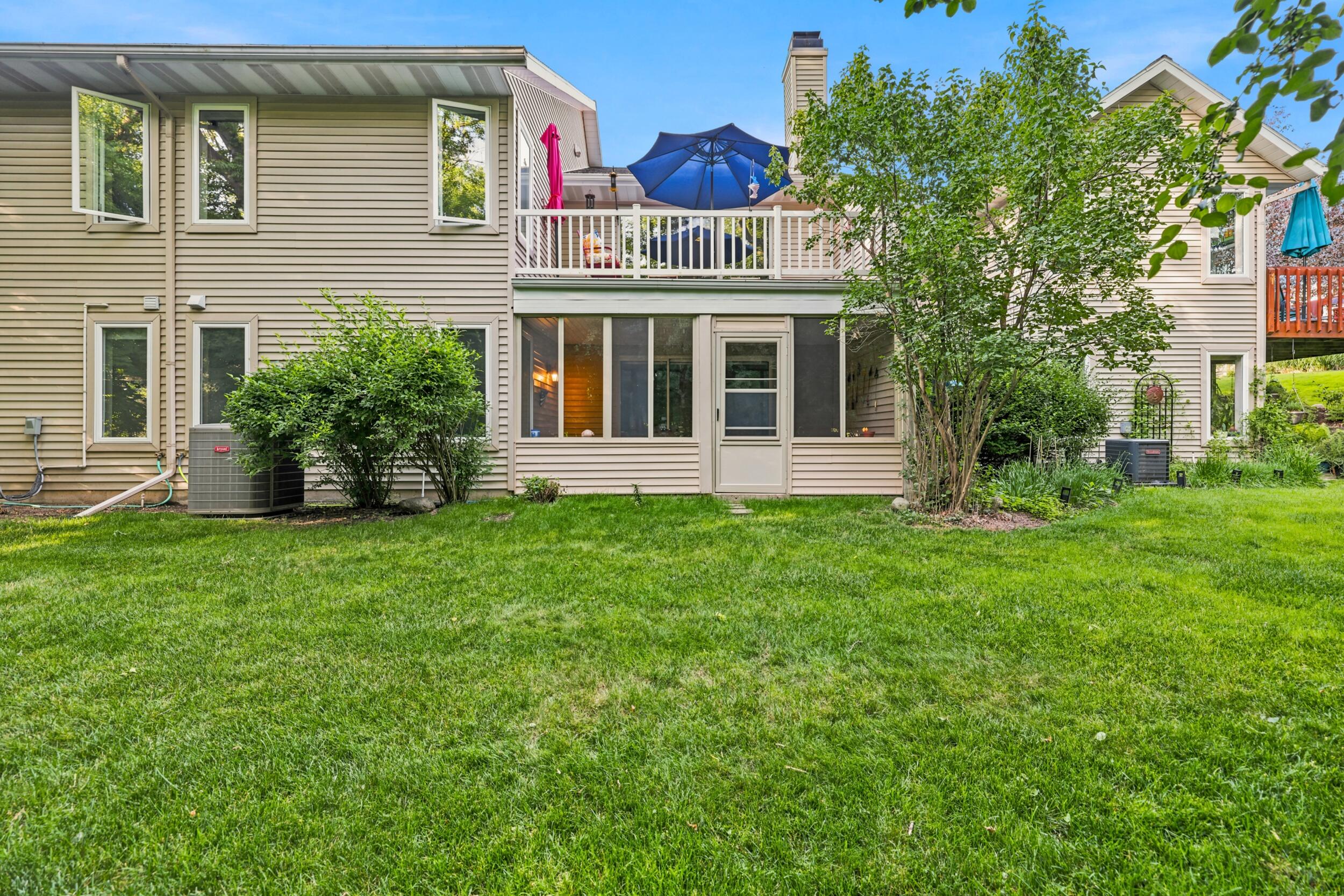 2203 Shetland Drive NE Grand Rapids MI 49505