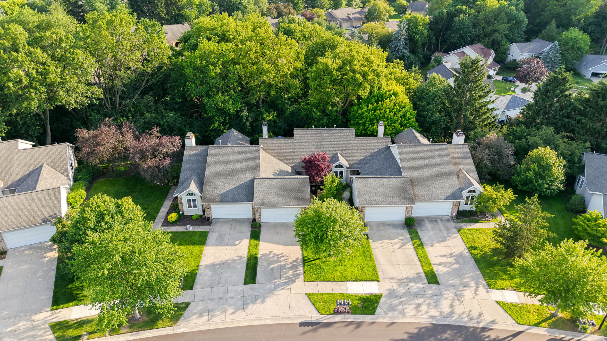 2203 Shetland Drive NE Grand Rapids MI 49505