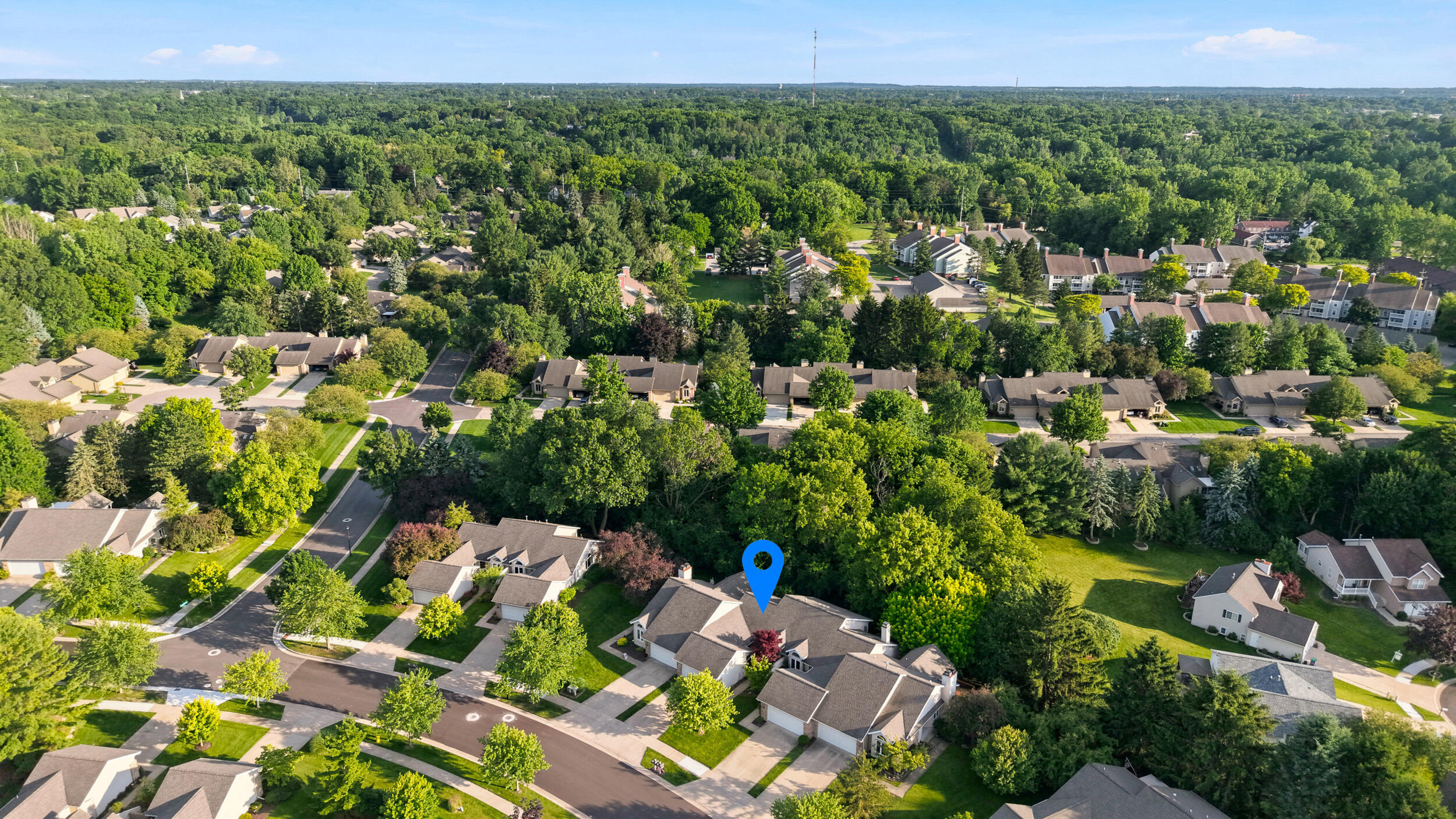 2203 Shetland Drive NE Grand Rapids MI 49505