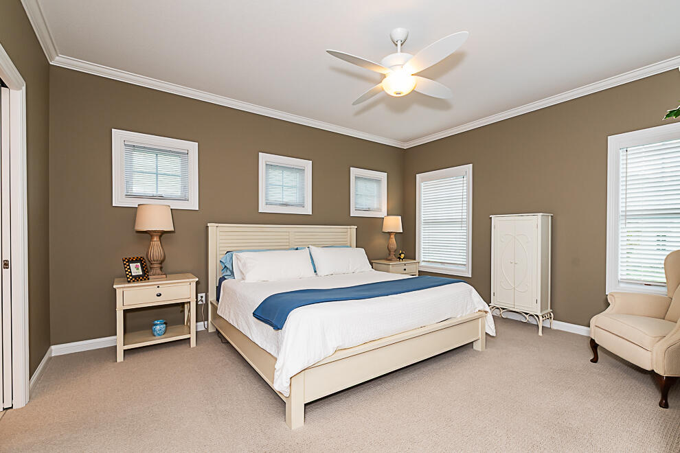 2623 W Port Drive Kalamazoo MI 49009
