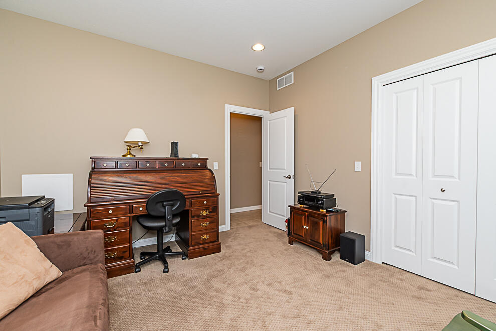 2623 W Port Drive Kalamazoo MI 49009