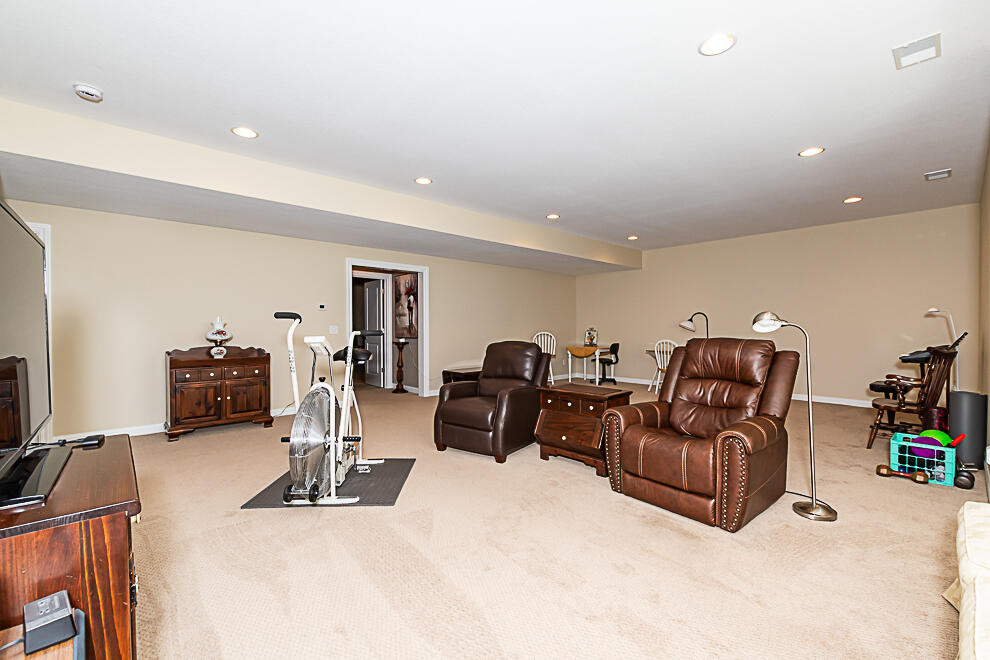 2623 W Port Drive Kalamazoo MI 49009