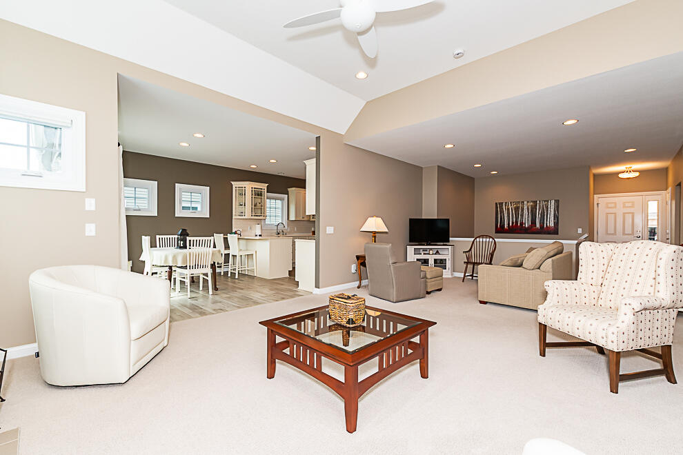 2623 W Port Drive Kalamazoo MI 49009
