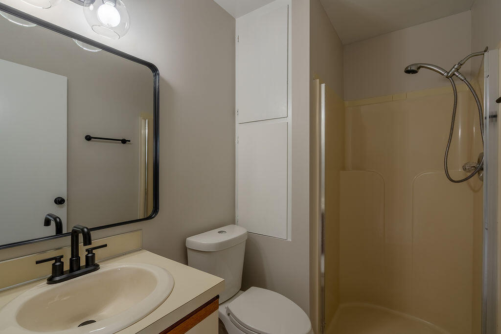 7028 Springtree Lane SW Grand Rapids MI 49548