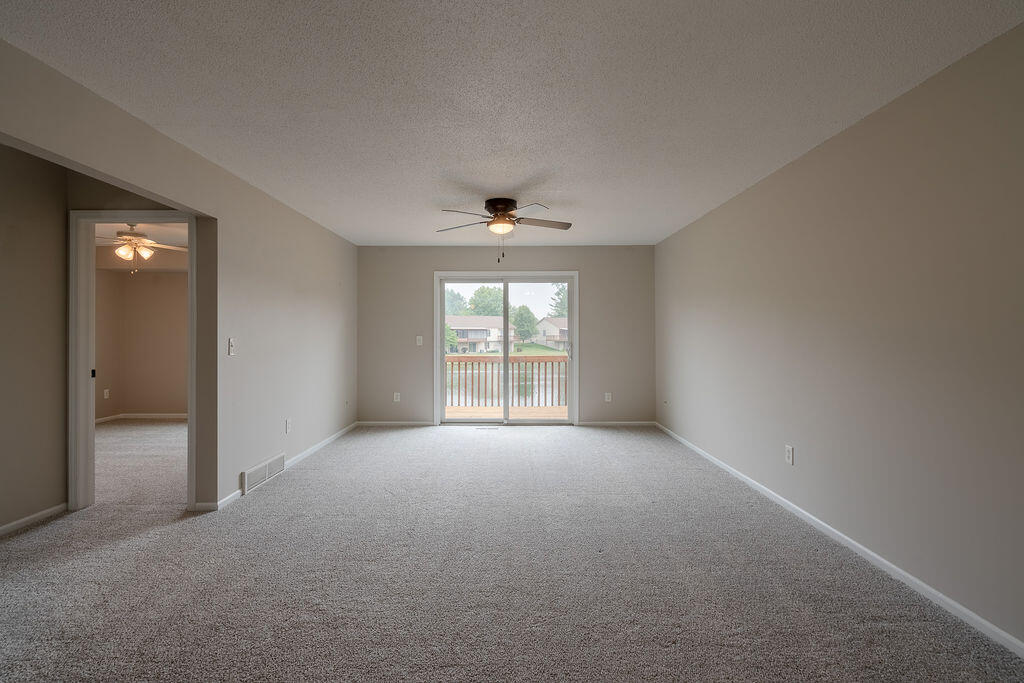 7028 Springtree Lane SW Grand Rapids MI 49548