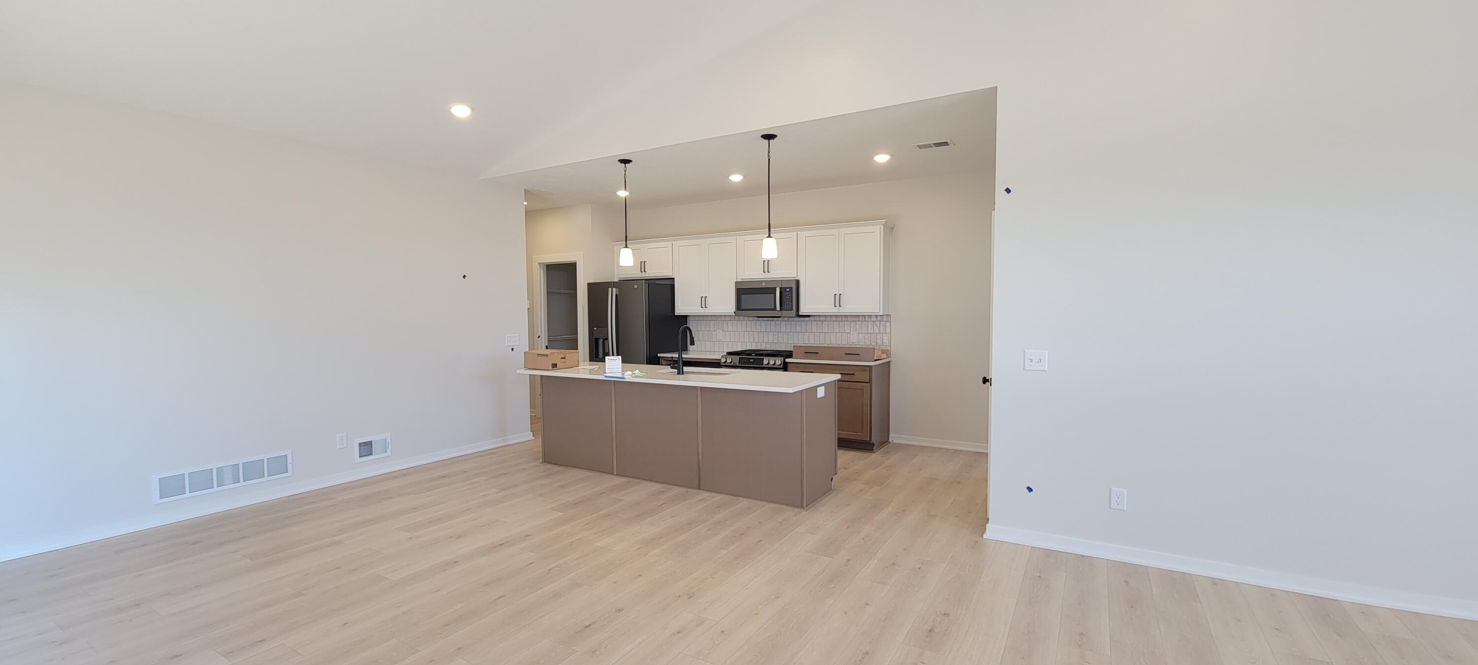 6647 Bellflower Drive SW Zeeland MI 49464