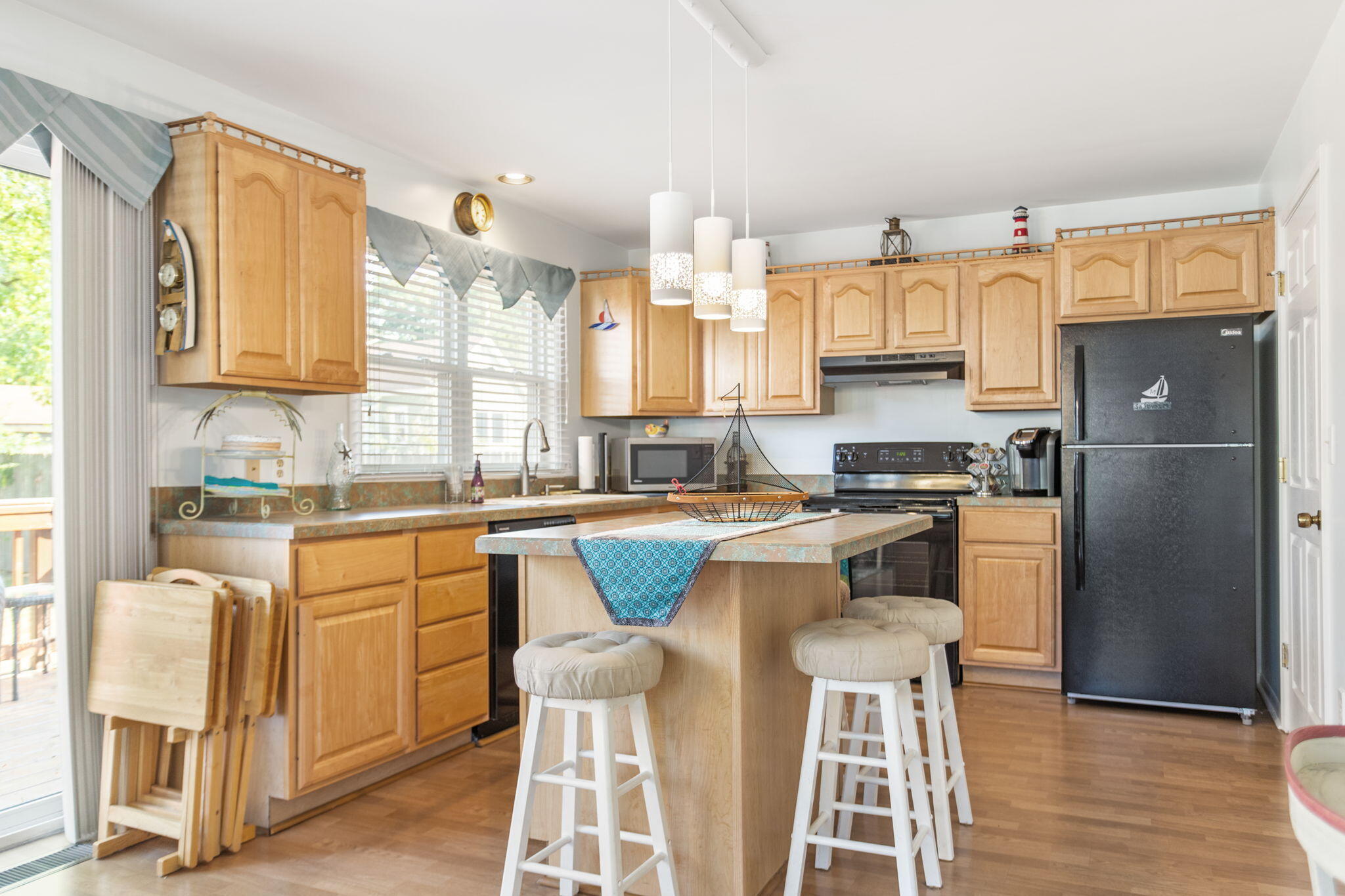 07370 N North Shore Drive South Haven MI 49090