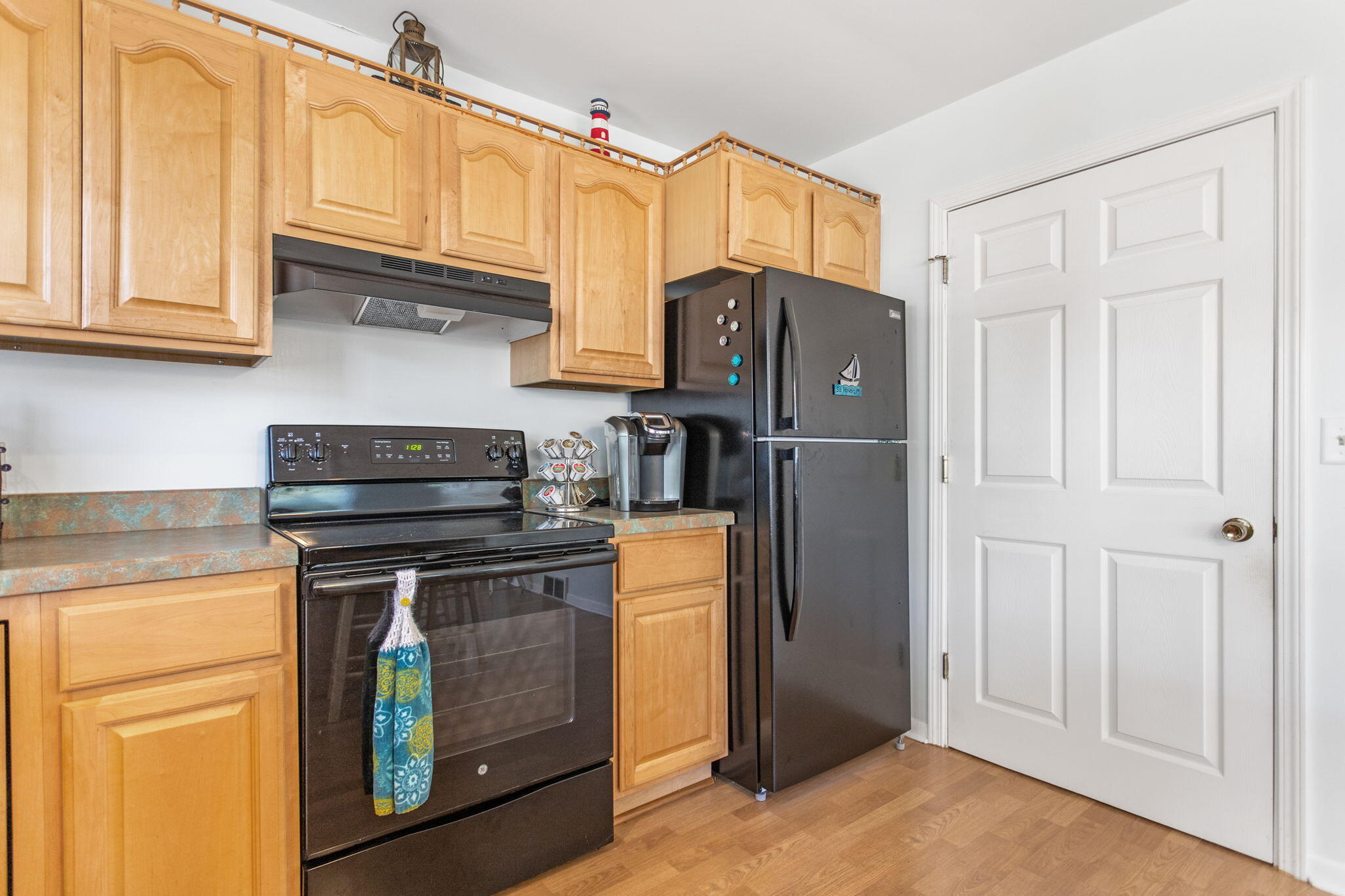 07370 N North Shore Drive South Haven MI 49090