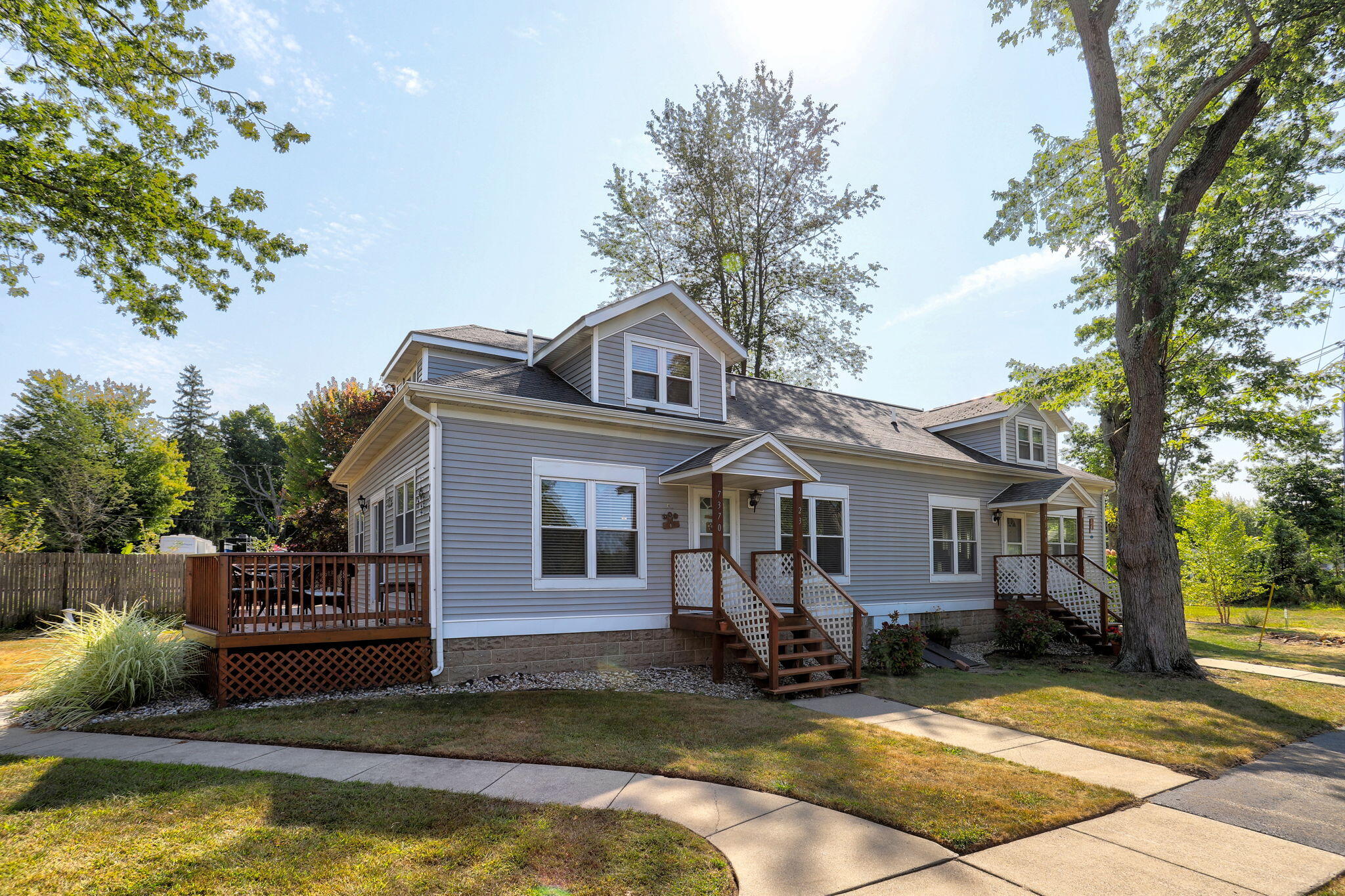 07370 N North Shore Drive South Haven MI 49090