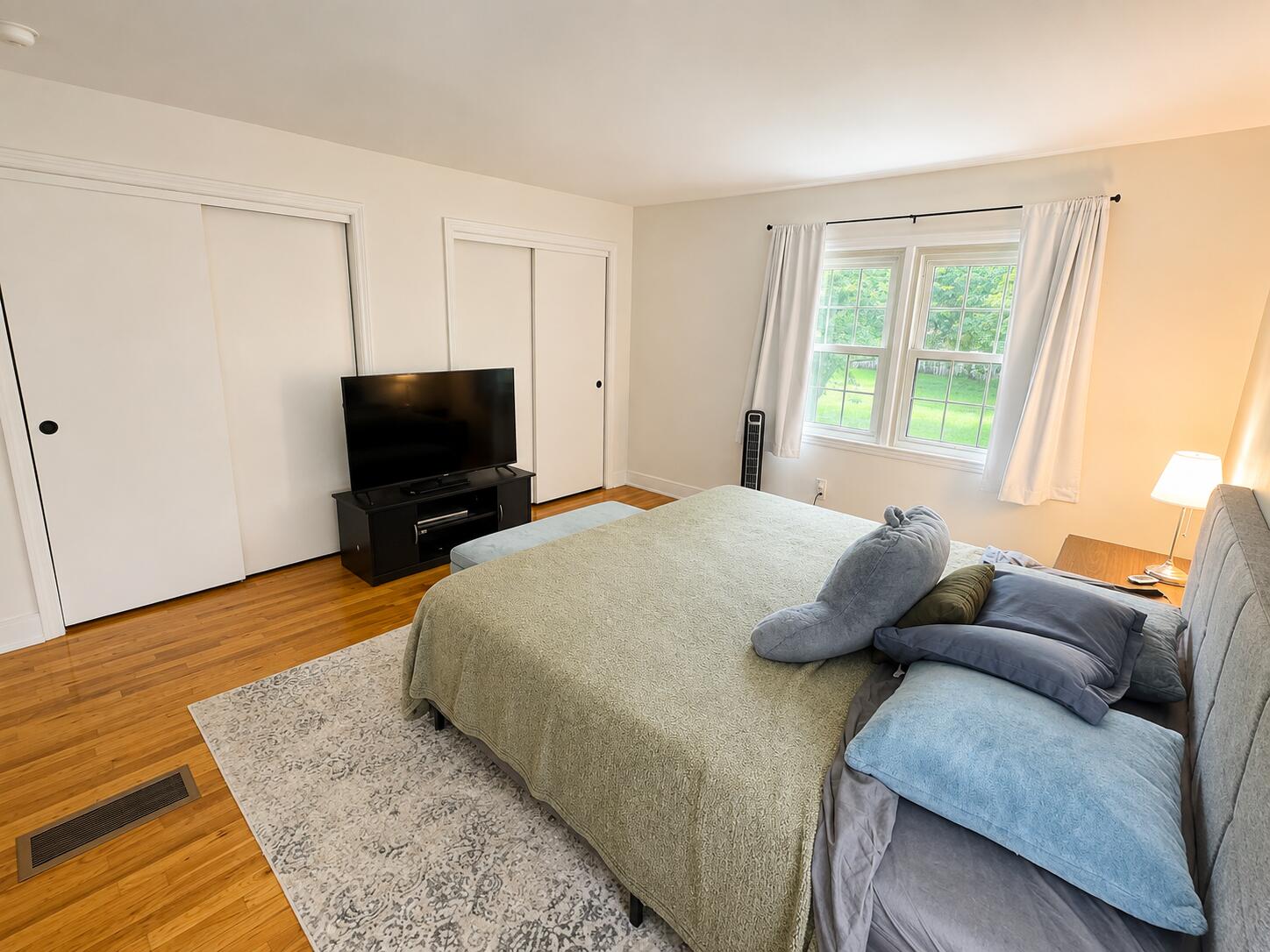 2468 Abbington Drive SE Grand Rapids MI 49506