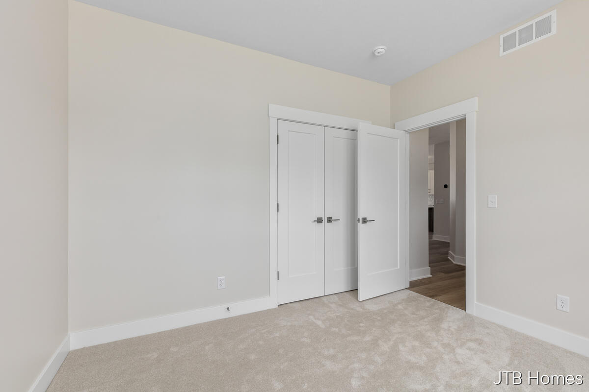 3781 Windsor Ridge Drive NE Rockford MI 49341