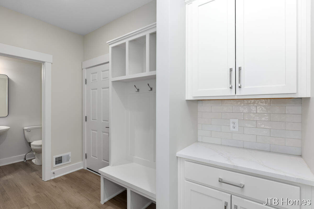 3781 Windsor Ridge Drive NE Rockford MI 49341