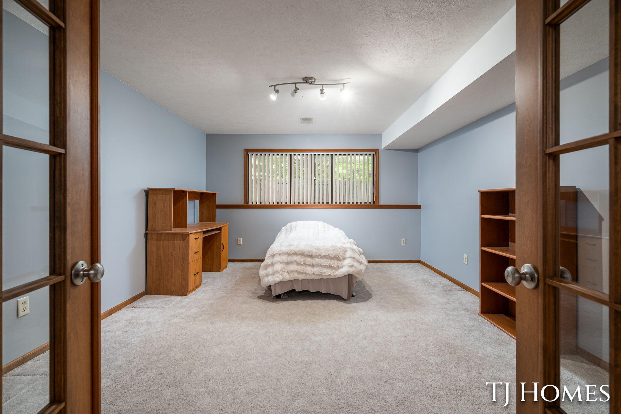 2466 Bridgeport Lane SE Grand Rapids MI 49508