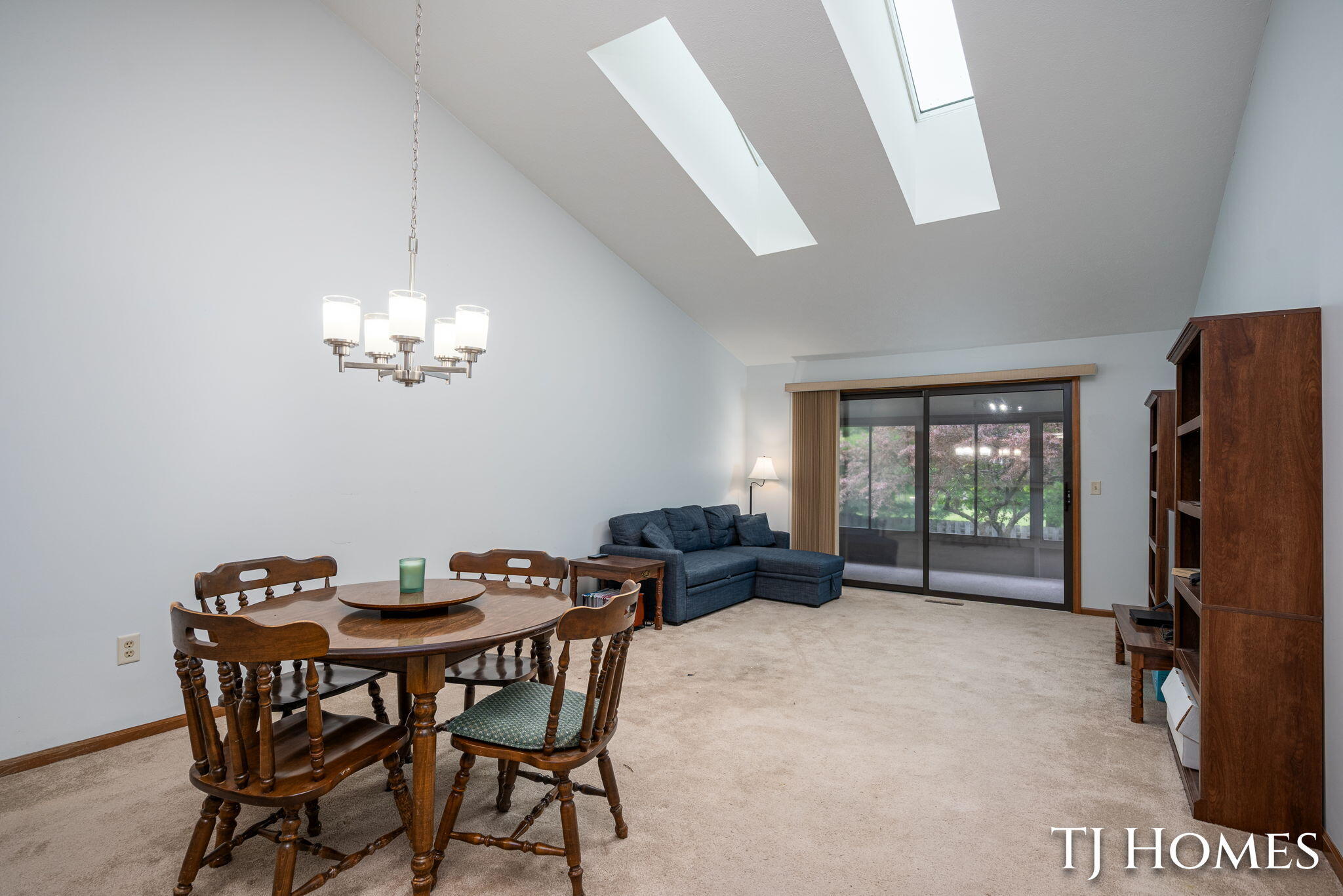 2466 Bridgeport Lane SE Grand Rapids MI 49508