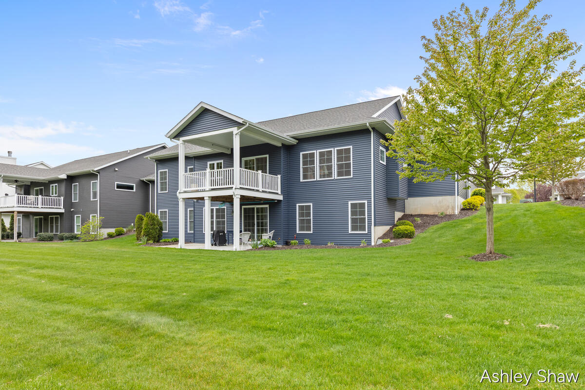 6429 Copperleaf Court Holland MI 49423