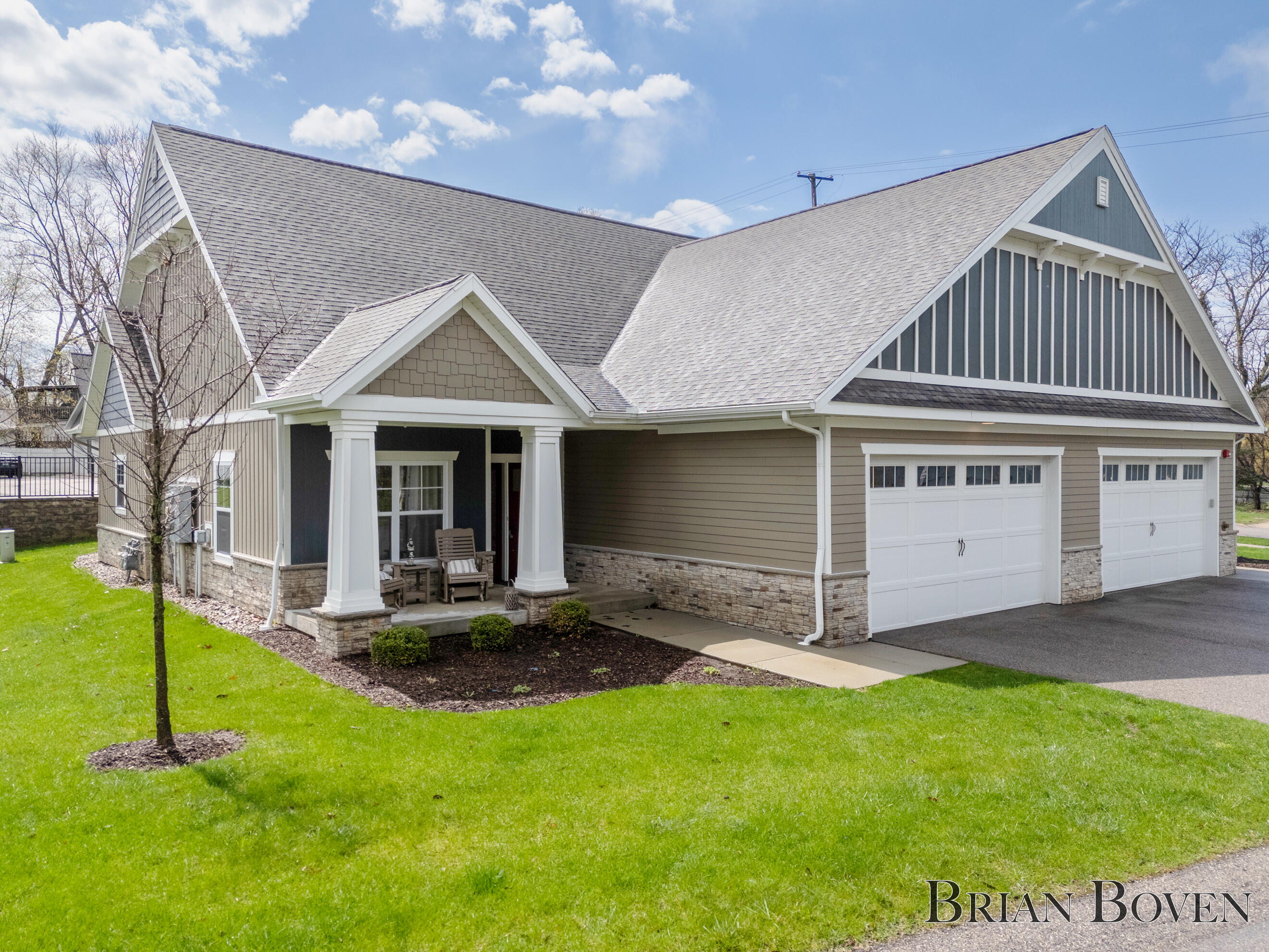 148 Tamarack Lane NE Rockford MI 49341
