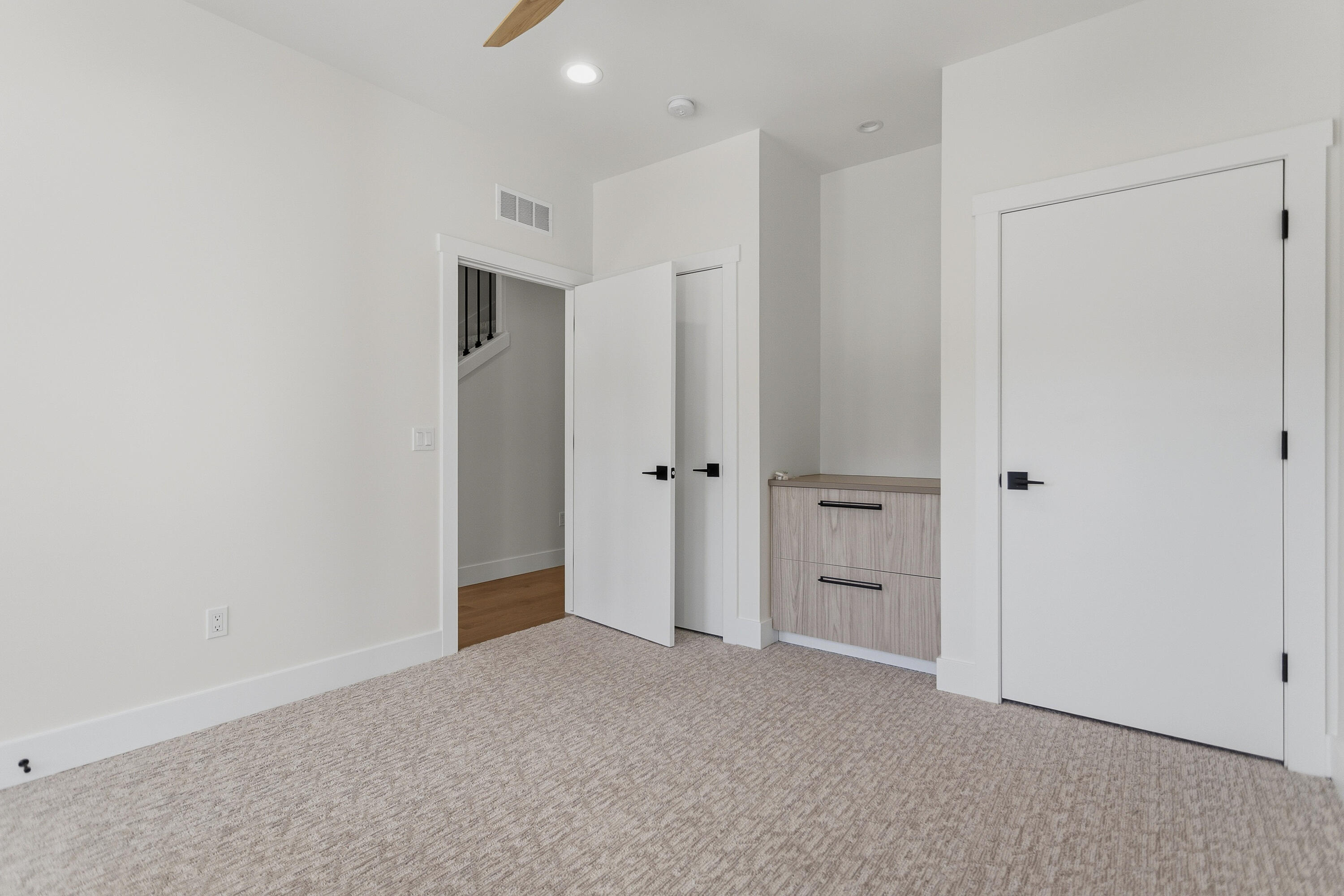 3 N Bailey Avenue South Haven MI 49090