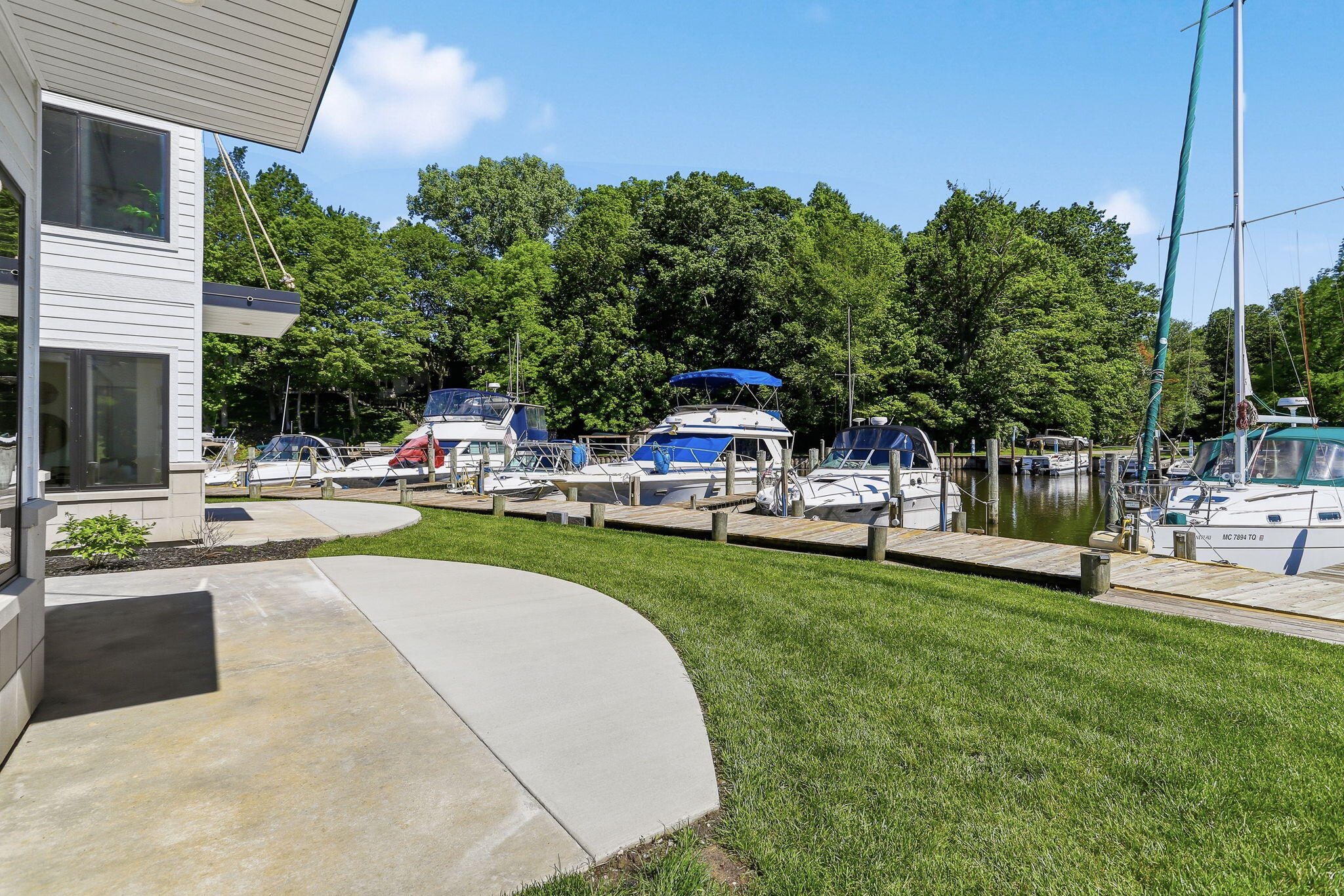 3 N Bailey Avenue South Haven MI 49090