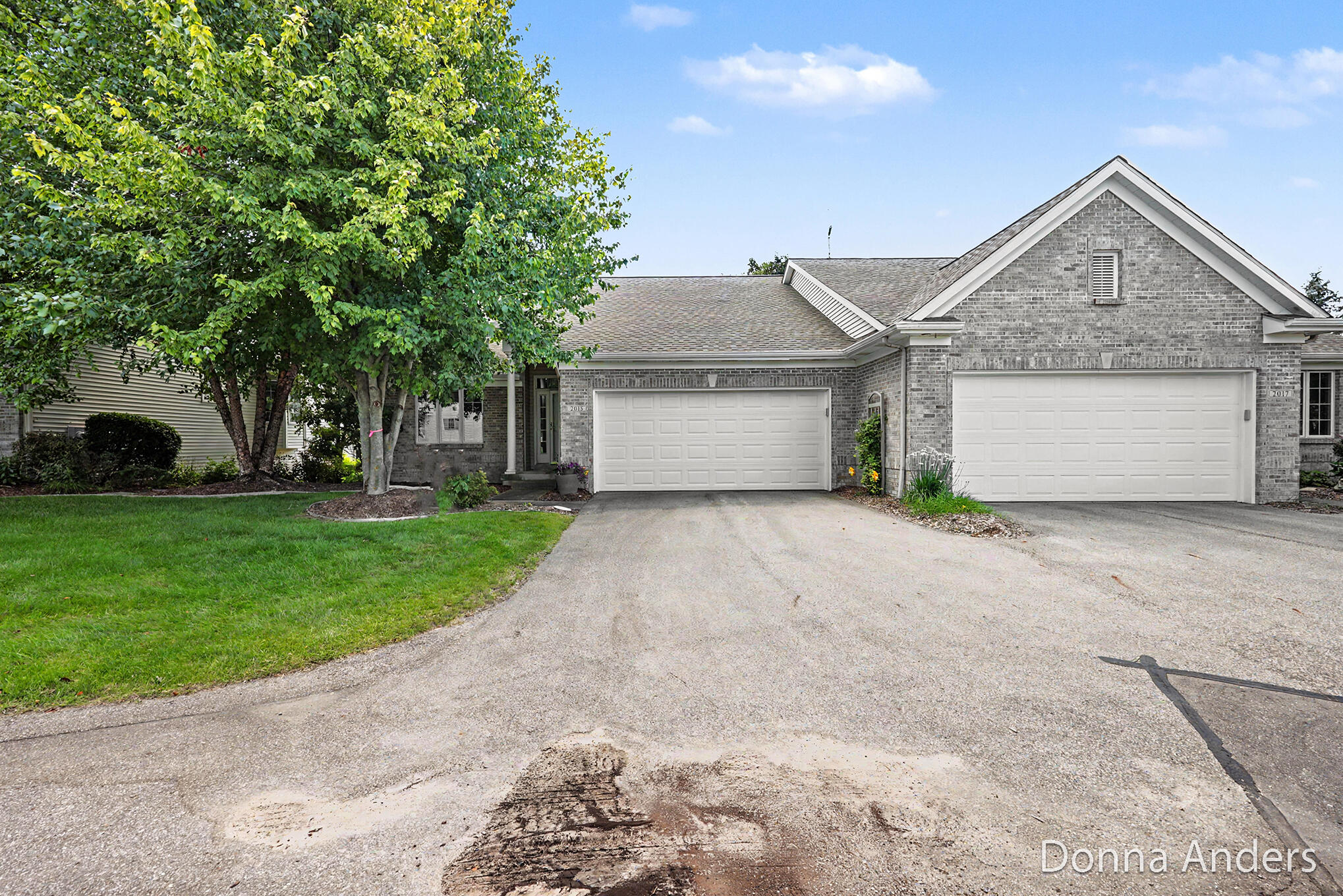 2015 Bryceway Court NE Grand Rapids MI 49505