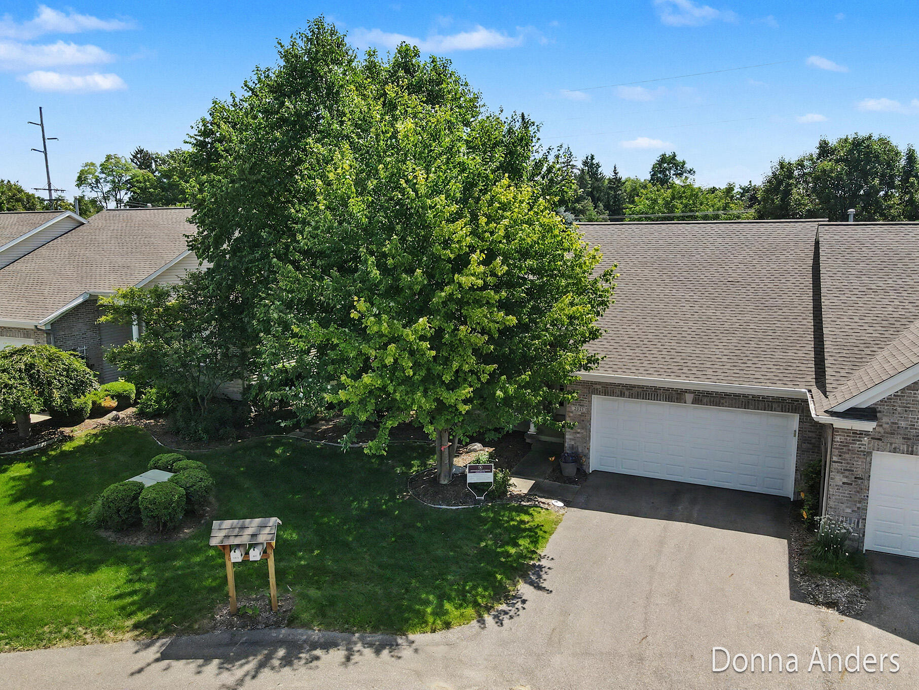 2015 Bryceway Court NE Grand Rapids MI 49505