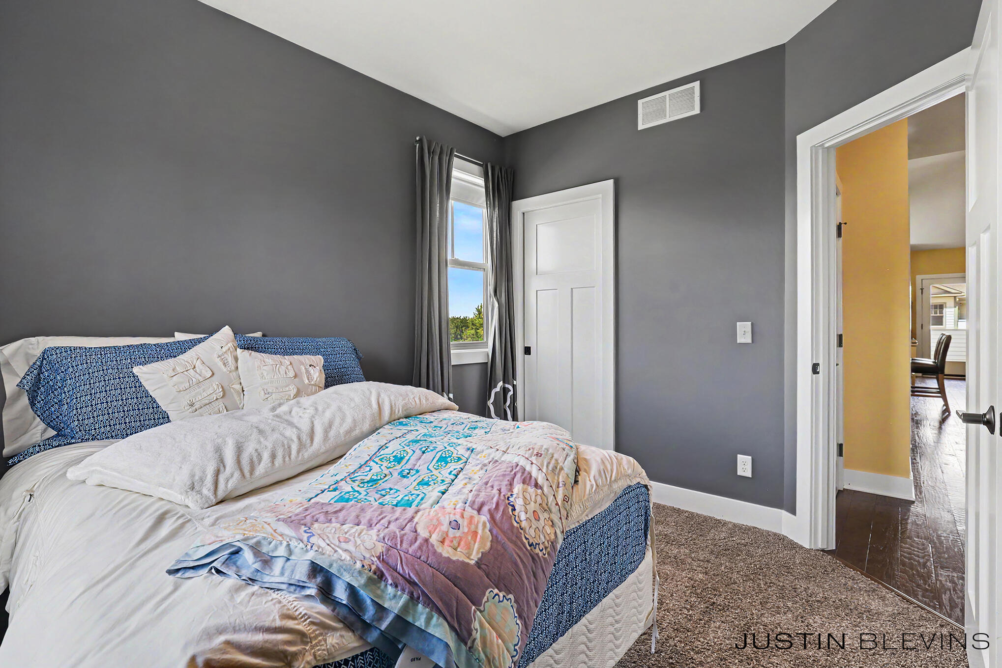 2085 Celadon Drive NE Grand Rapids MI 49525
