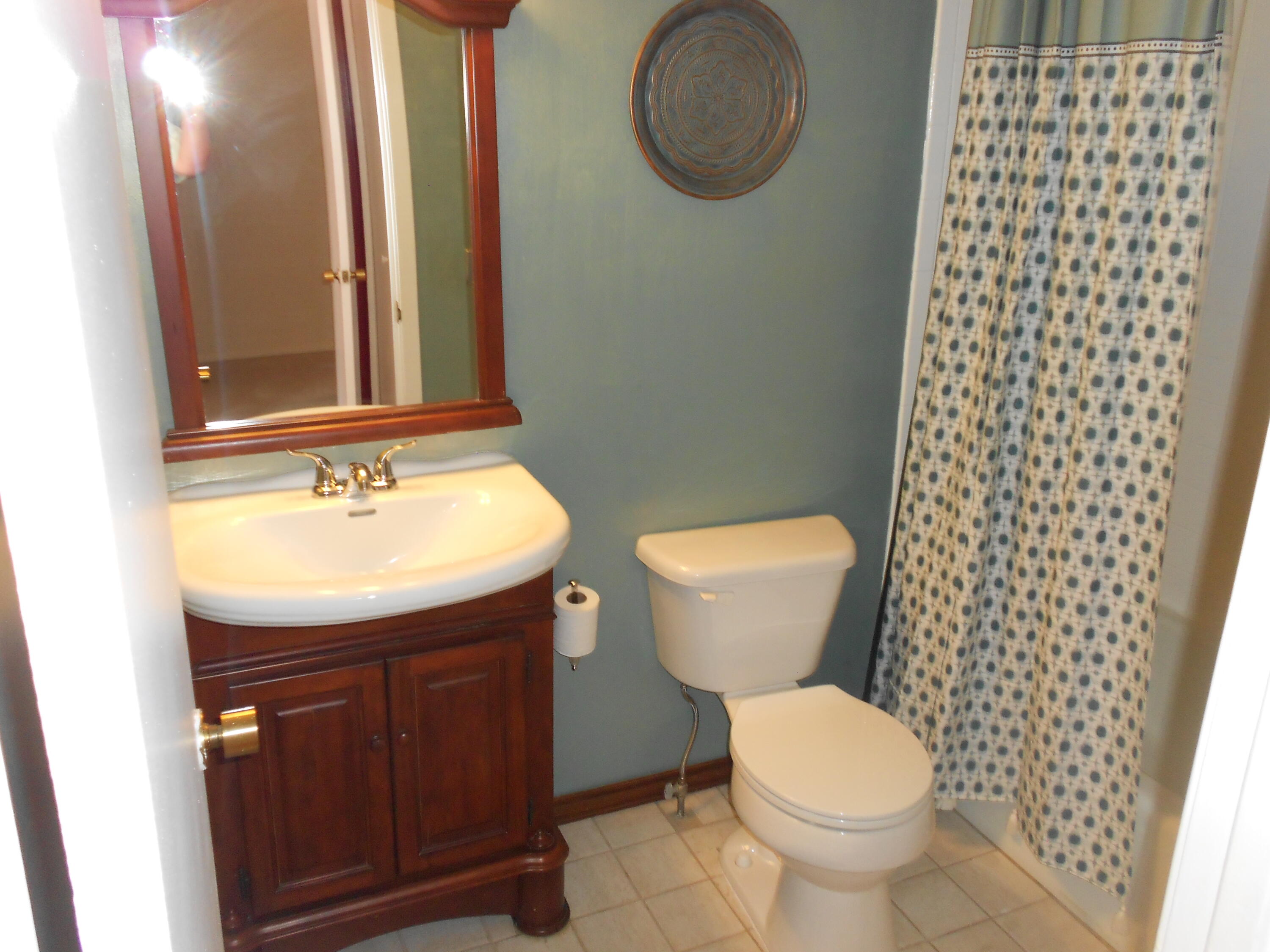 129 Balmoral Court Kalamazoo MI 49006
