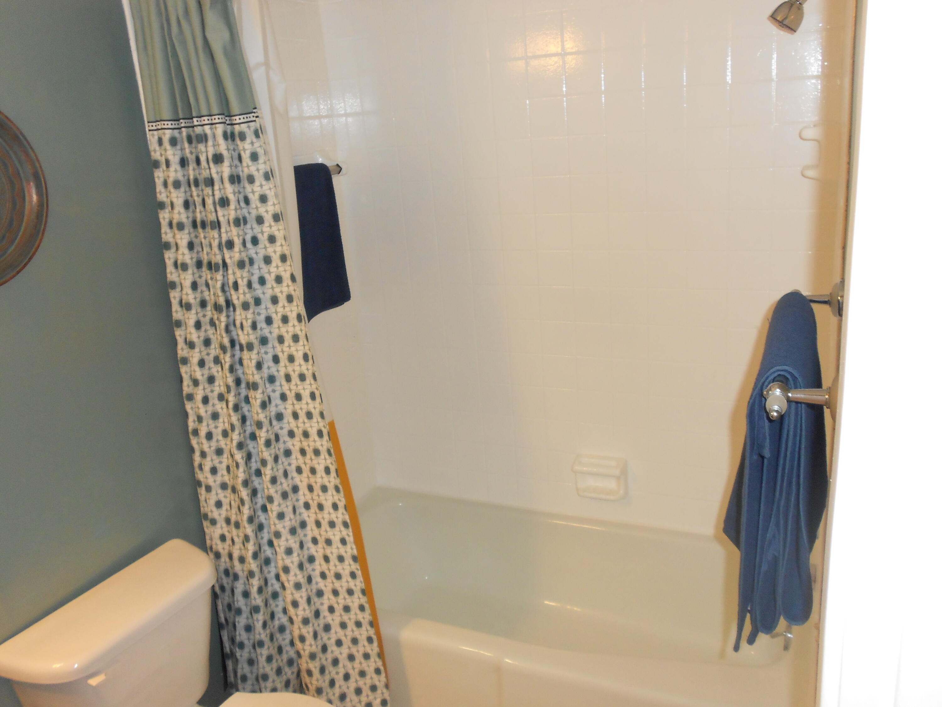 129 Balmoral Court Kalamazoo MI 49006