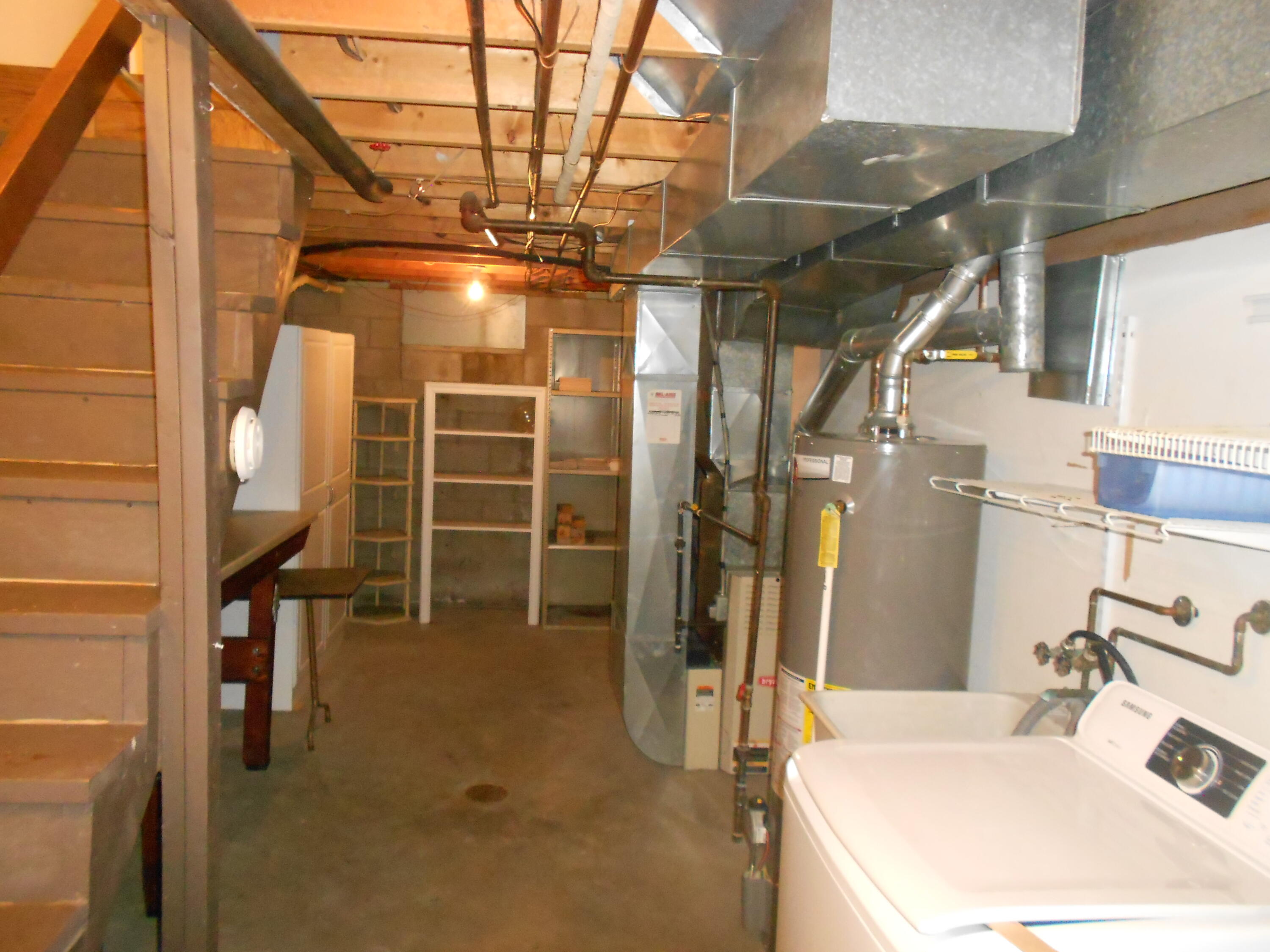 129 Balmoral Court Kalamazoo MI 49006