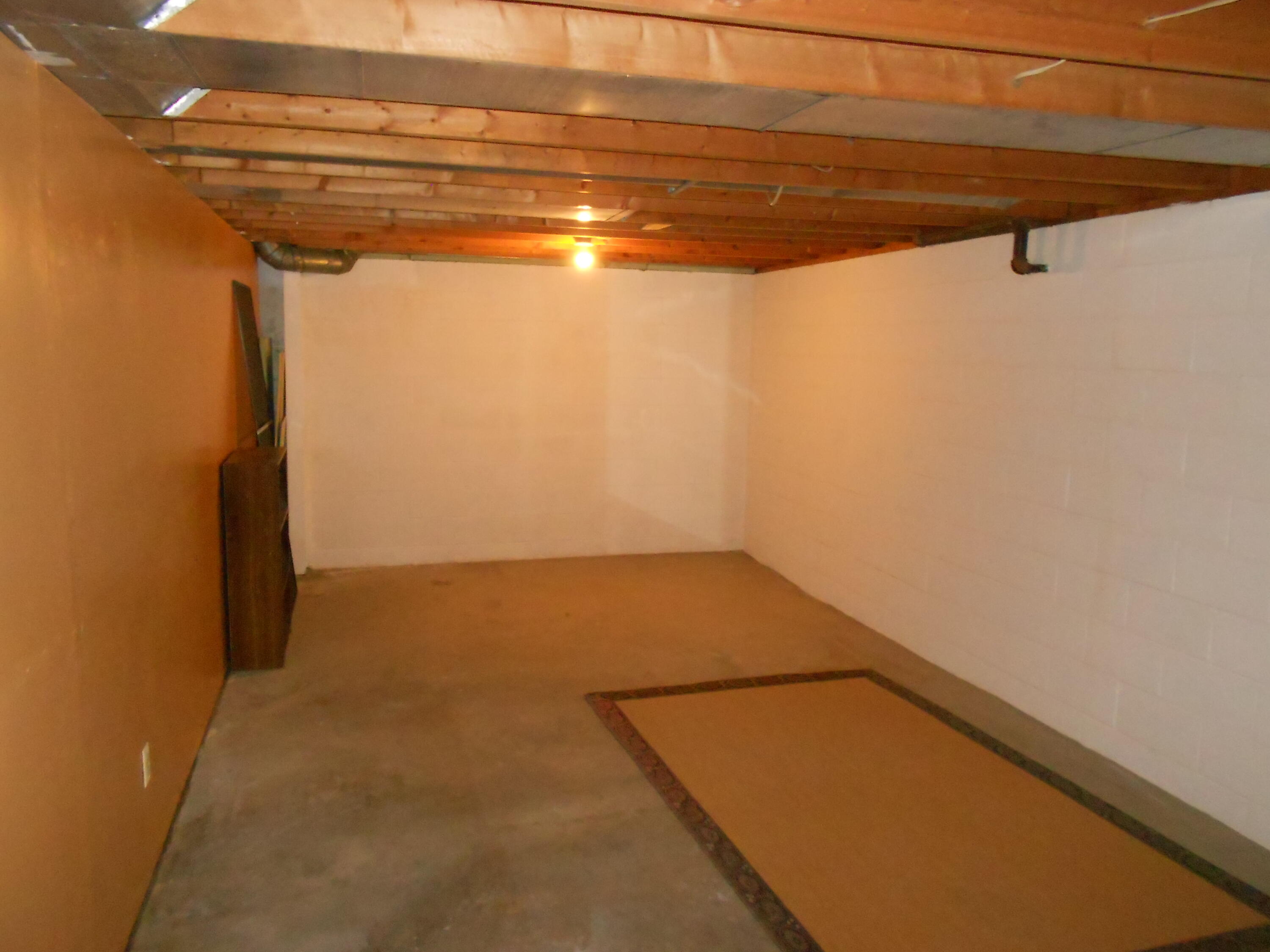 129 Balmoral Court Kalamazoo MI 49006