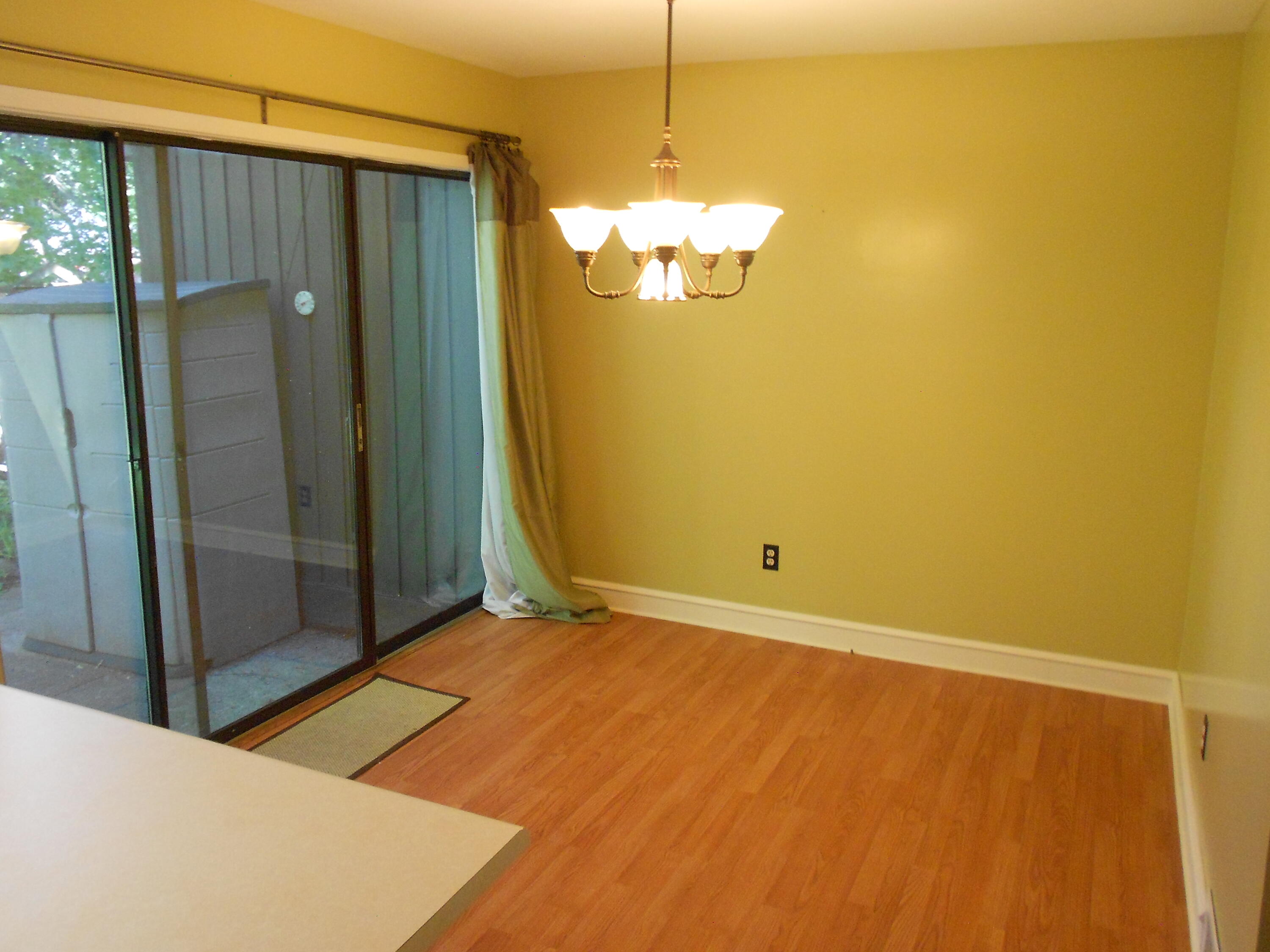129 Balmoral Court Kalamazoo MI 49006