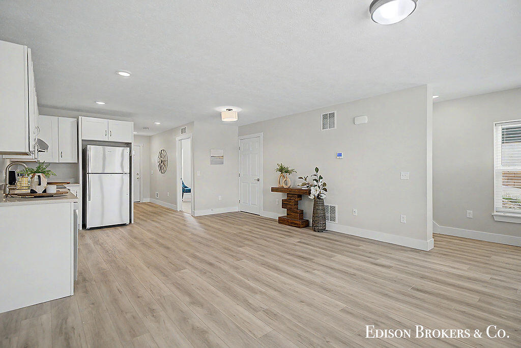 436 Pleasant Street SW Grand Rapids MI 49503
