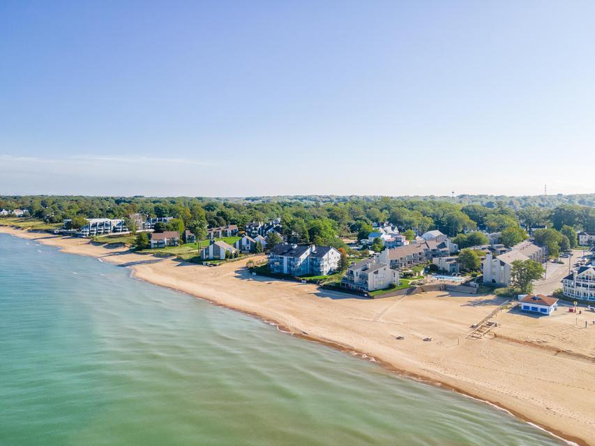 69 North Shore Drive South Haven MI 49090