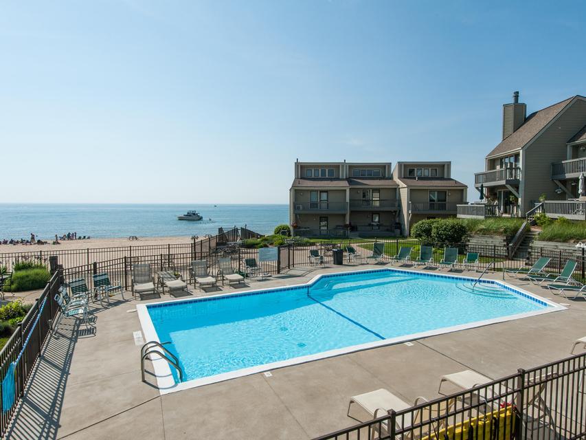 69 North Shore Drive South Haven MI 49090