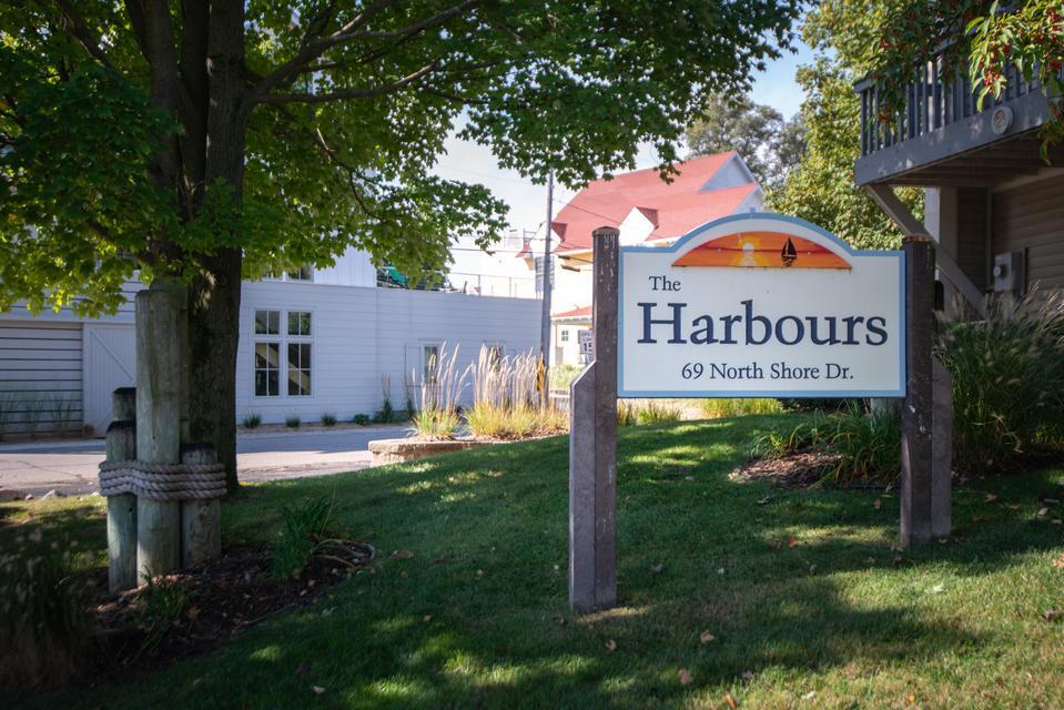 69 North Shore Drive South Haven MI 49090