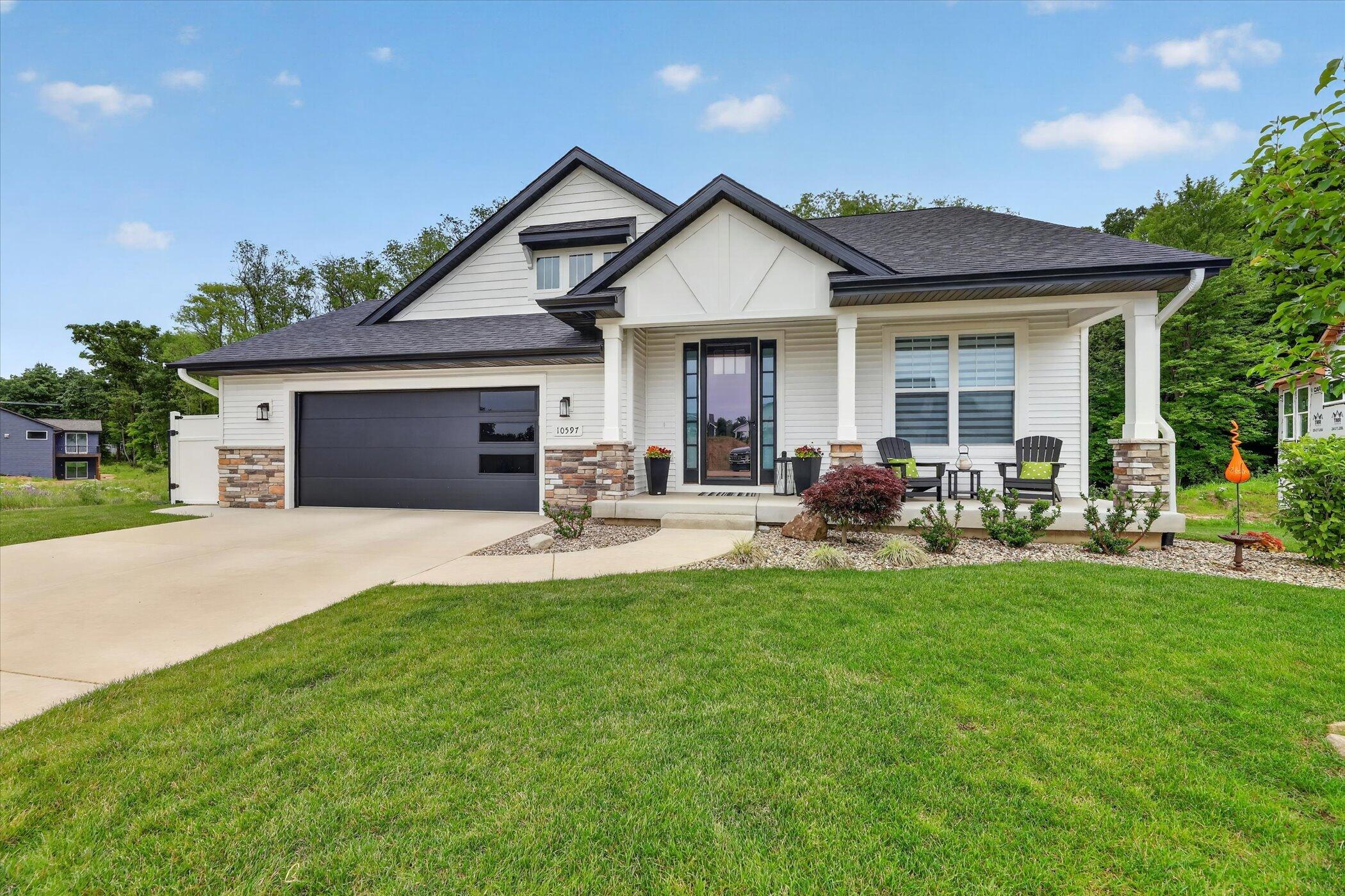 Portage MI, 10597 Sharon Lee Lane, Unit 88