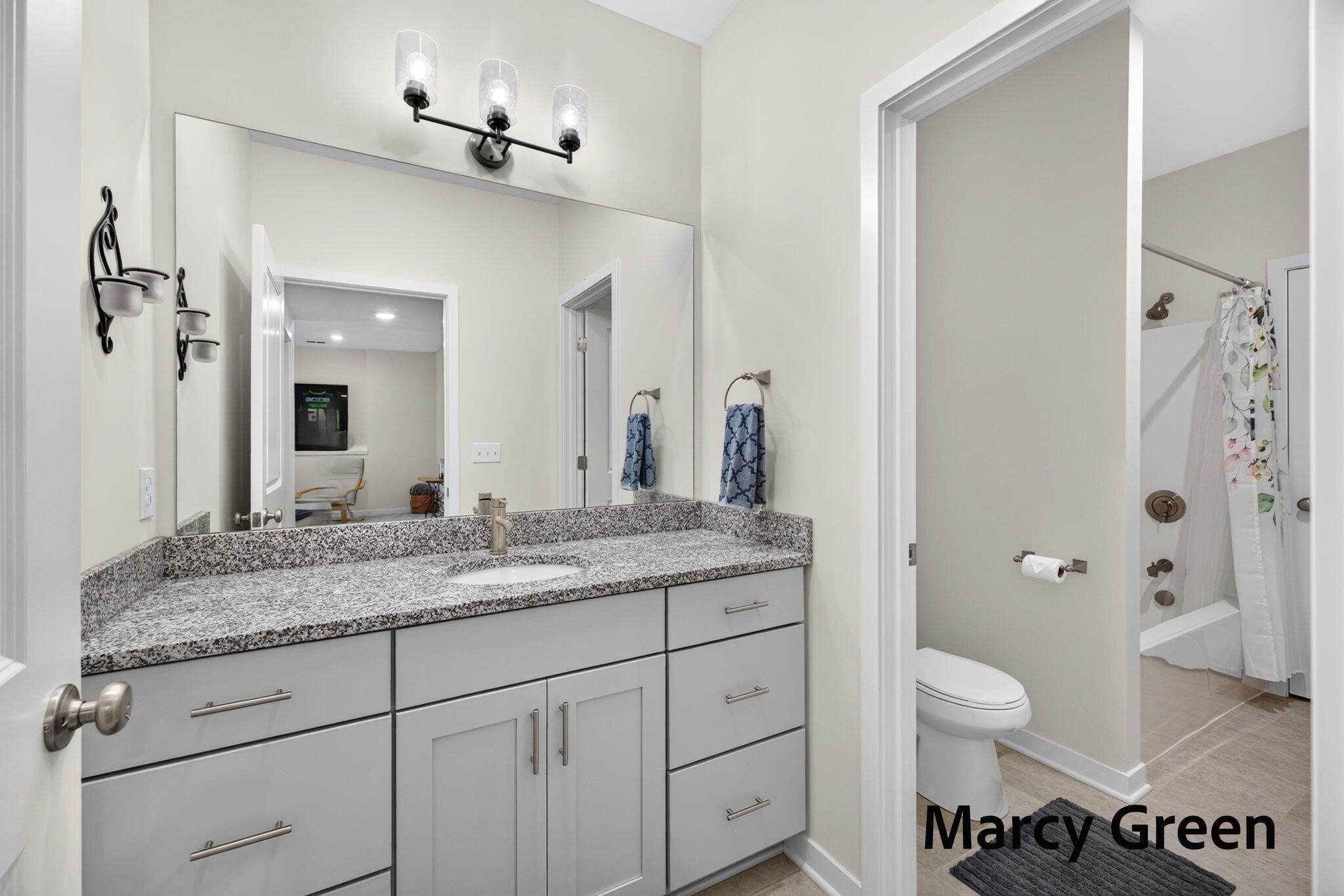 15080 Kingfisher Way Grand Haven MI 49417