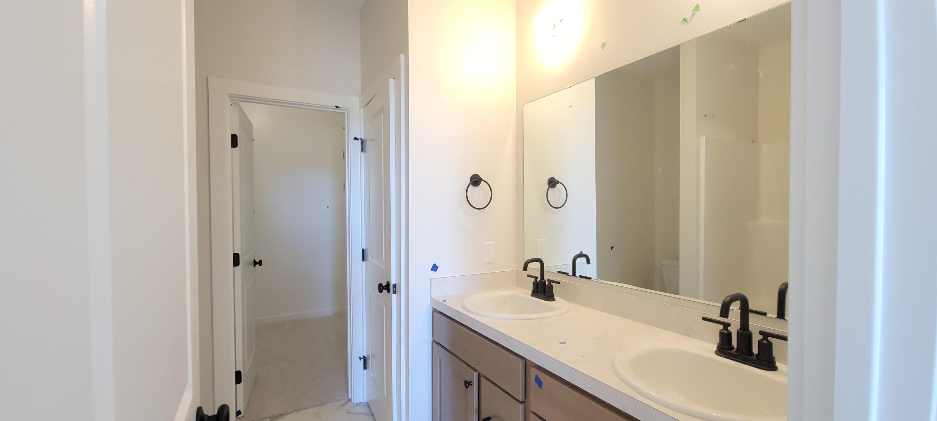 6631 Bellflower Drive Zeeland MI 49464