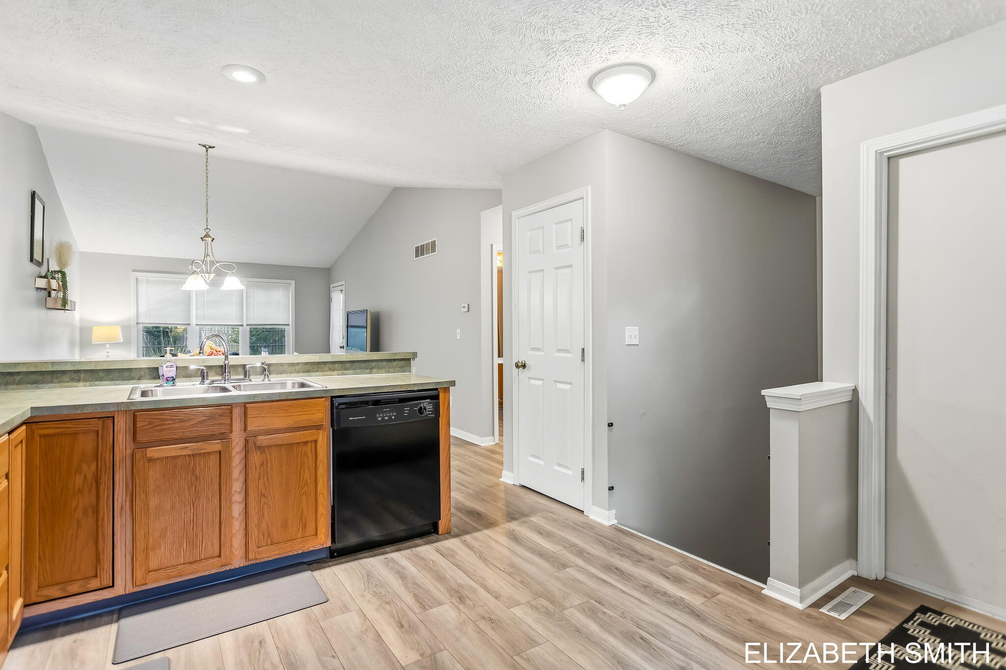 434 Lincoln Ridge Drive Holland MI 49423