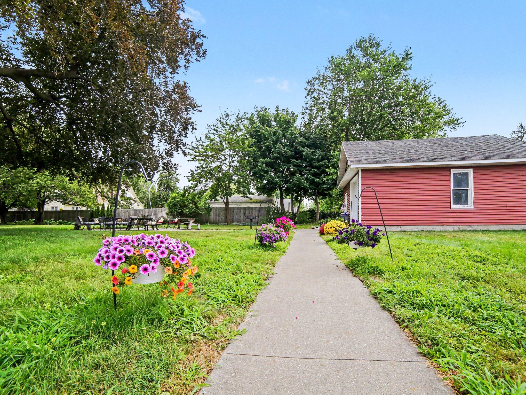 1249 Lakeshore Drive Muskegon MI 49441