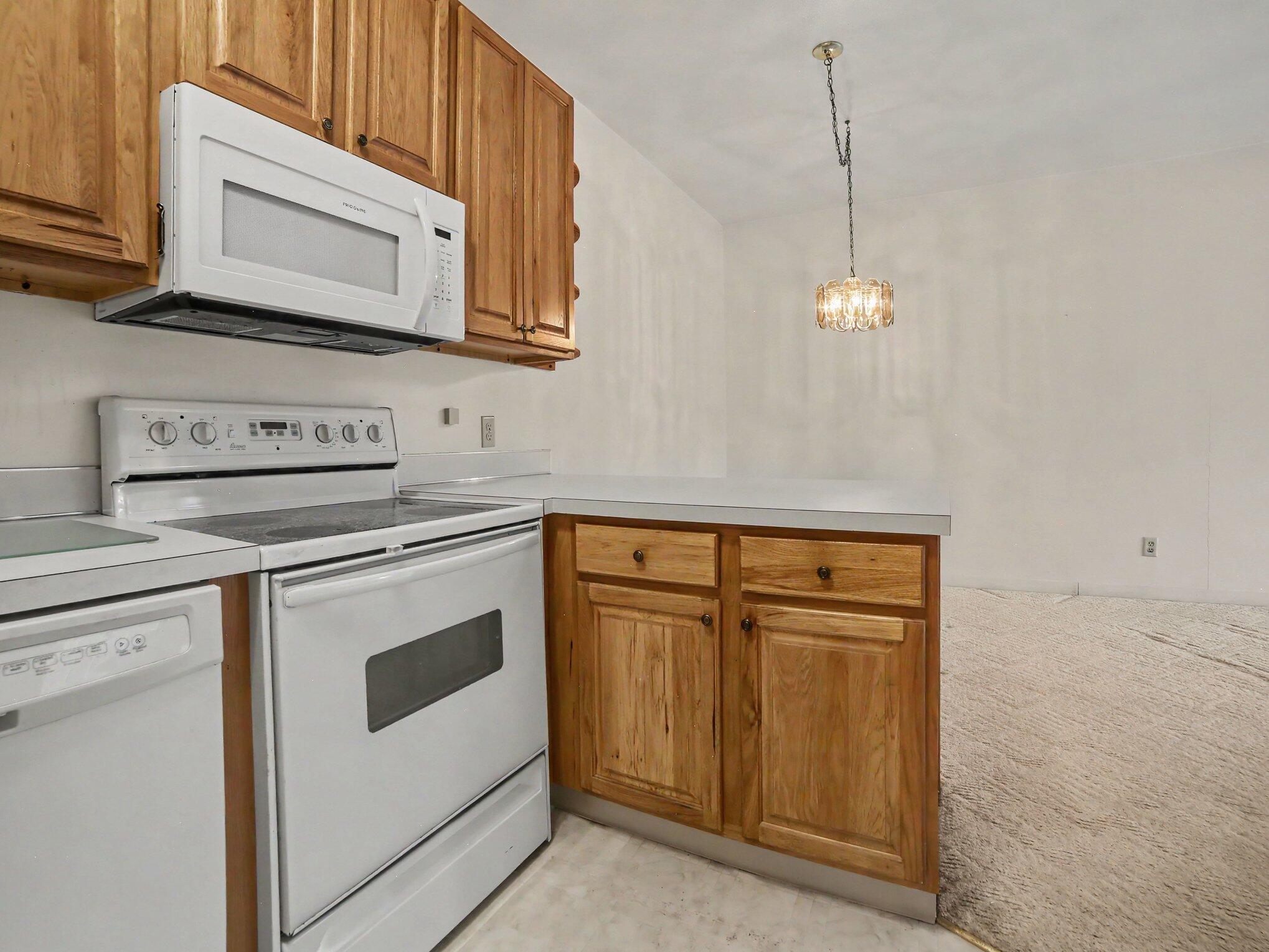 1249 Lakeshore Drive Muskegon MI 49441