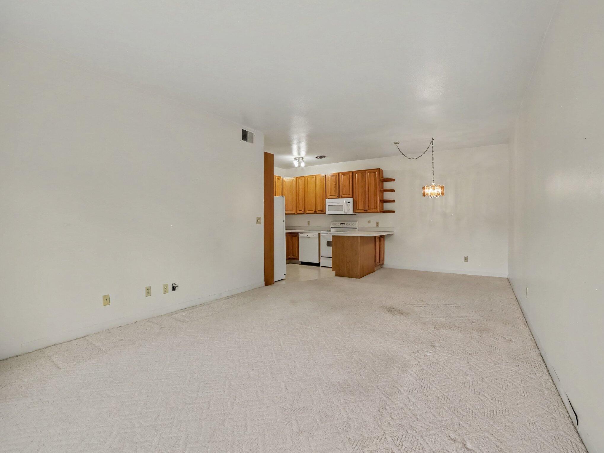 1249 Lakeshore Drive Muskegon MI 49441