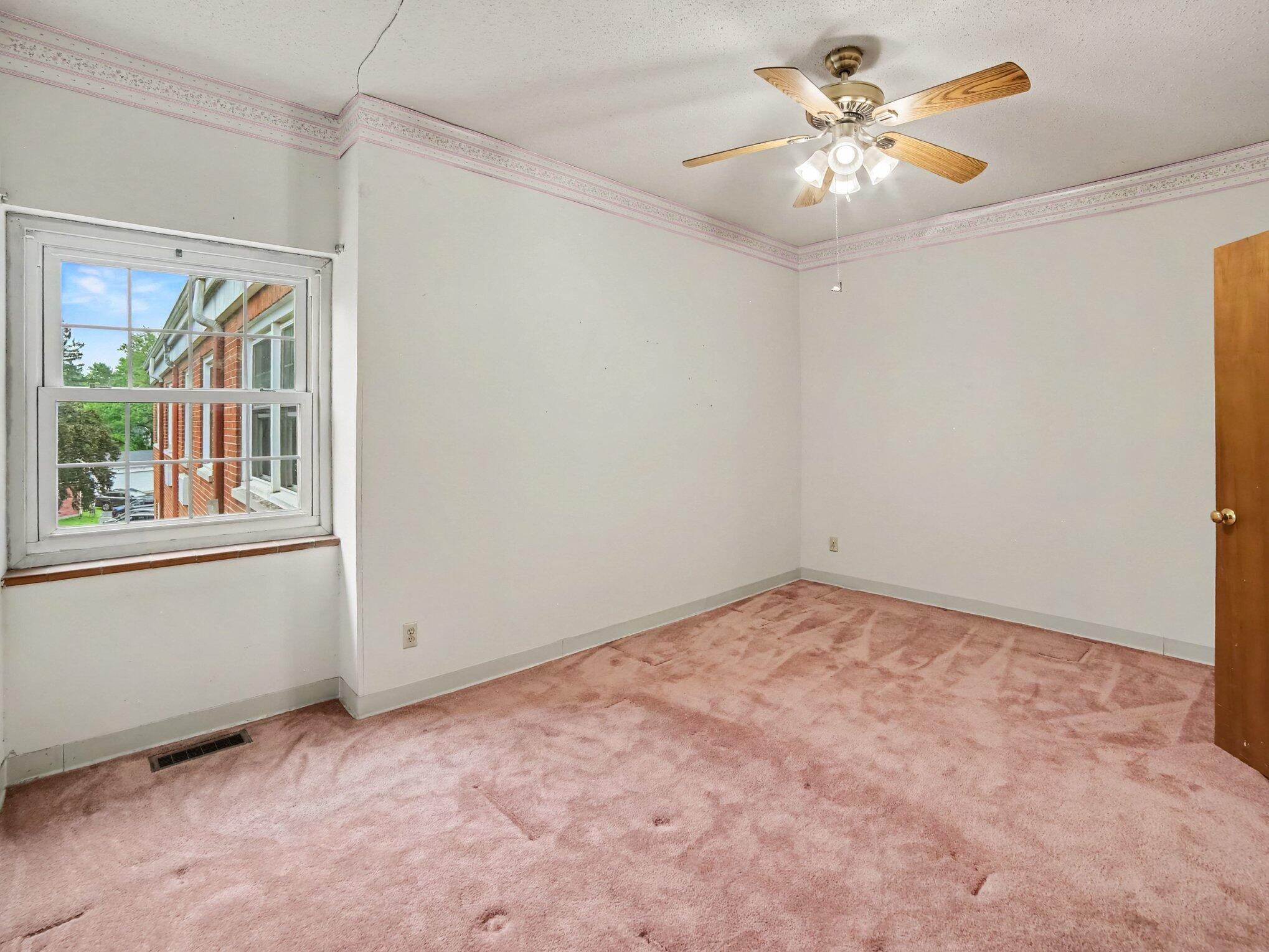 1249 Lakeshore Drive Muskegon MI 49441