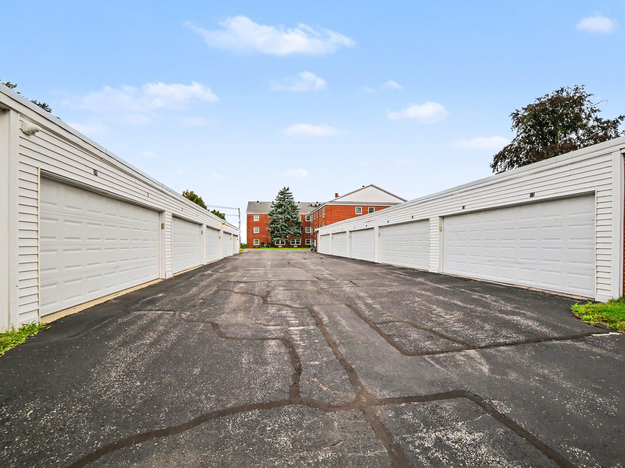 1249 Lakeshore Drive Muskegon MI 49441