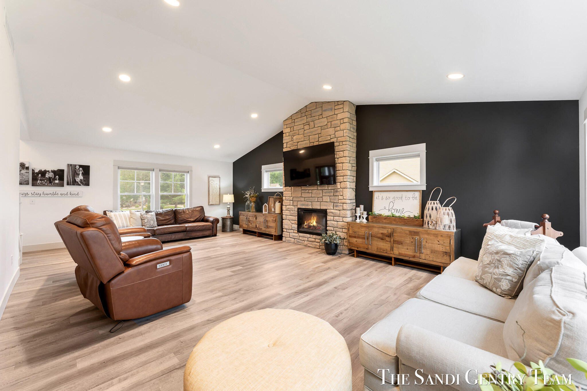 36 W Farr Road Norton Shores MI 49444