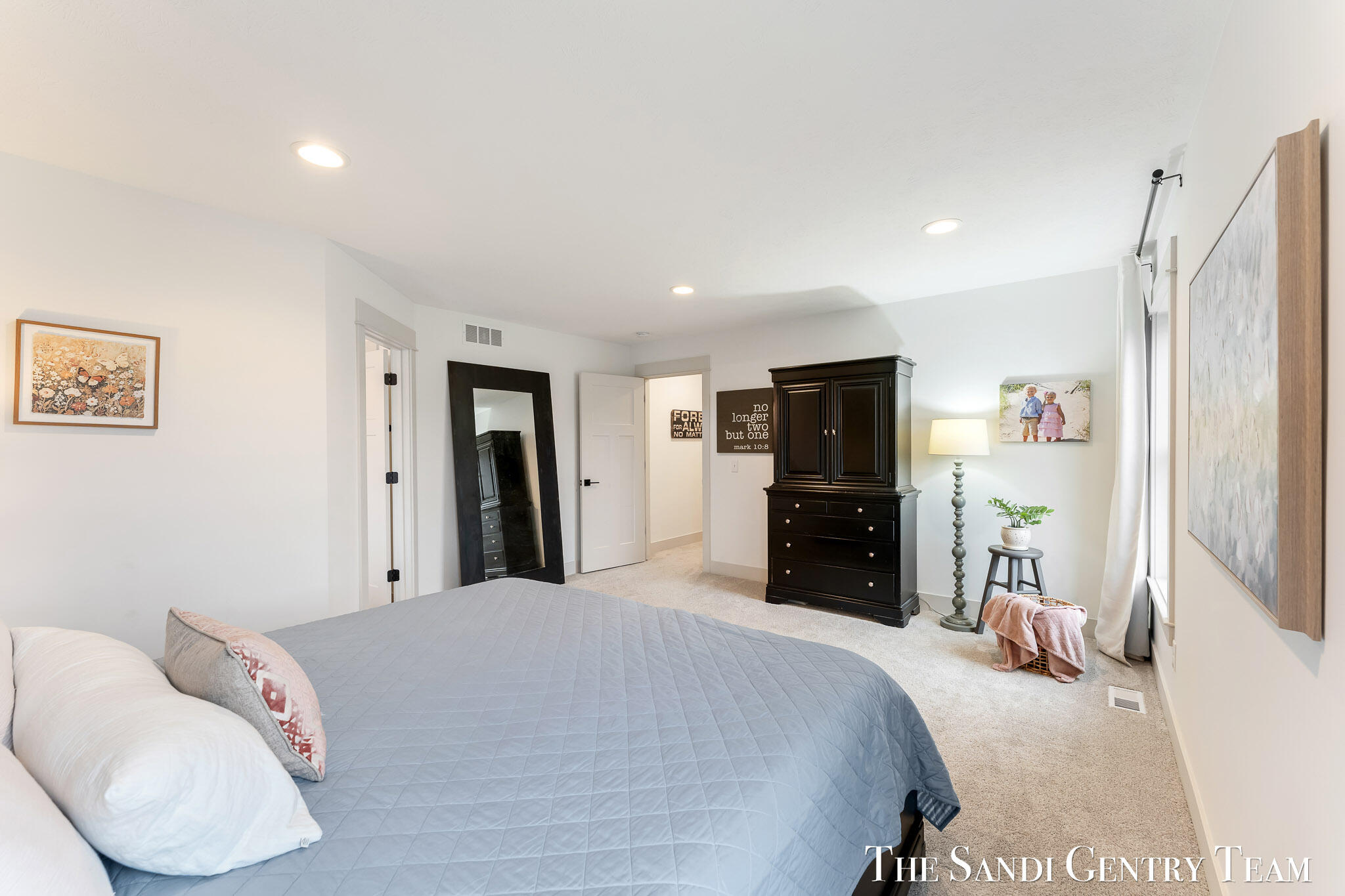 36 W Farr Road Norton Shores MI 49444