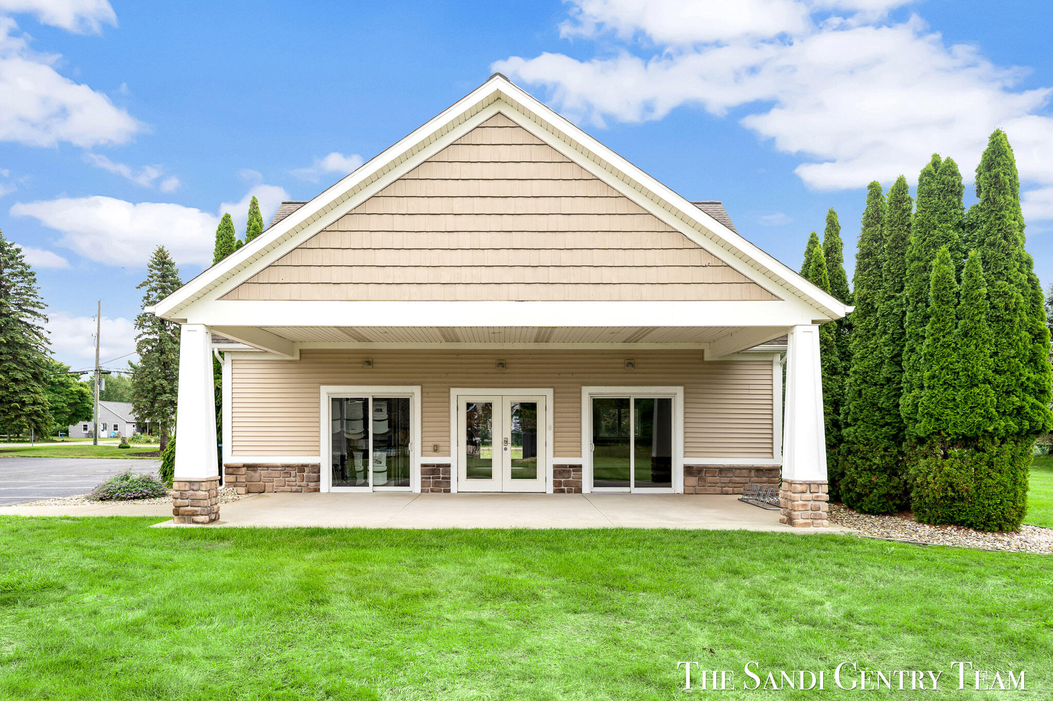 36 W Farr Road Norton Shores MI 49444