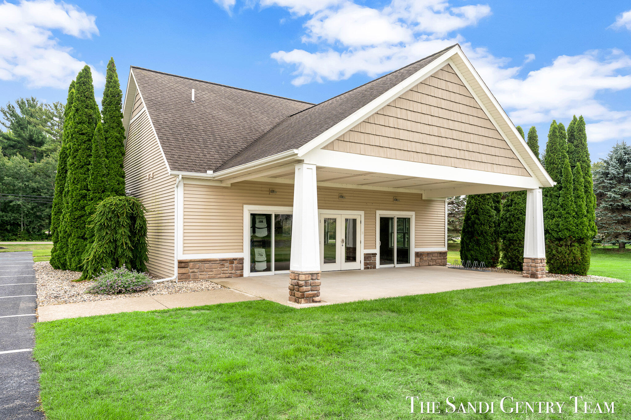 36 W Farr Road Norton Shores MI 49444