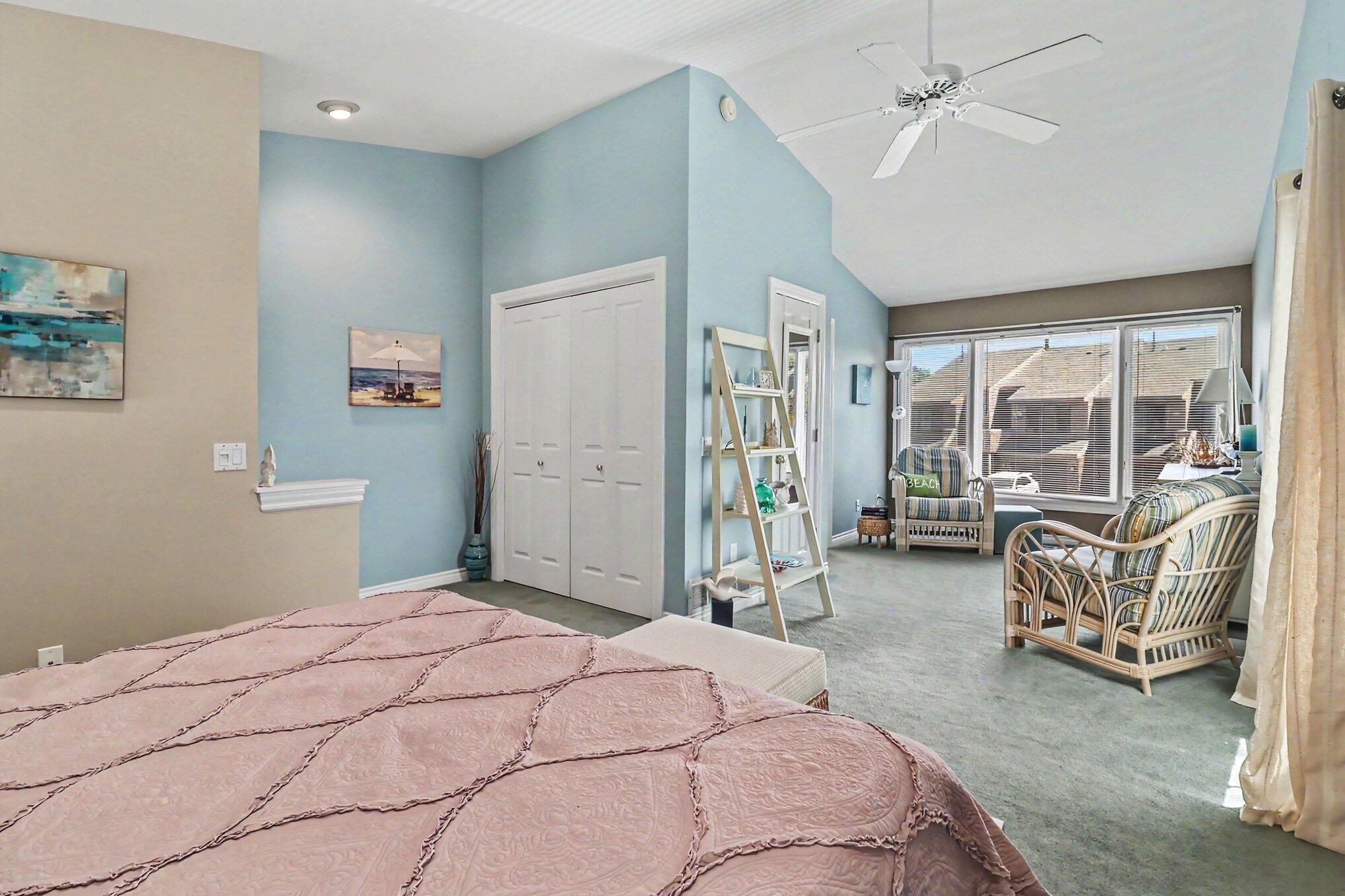 212 Harbor Drive Ludington MI 49431